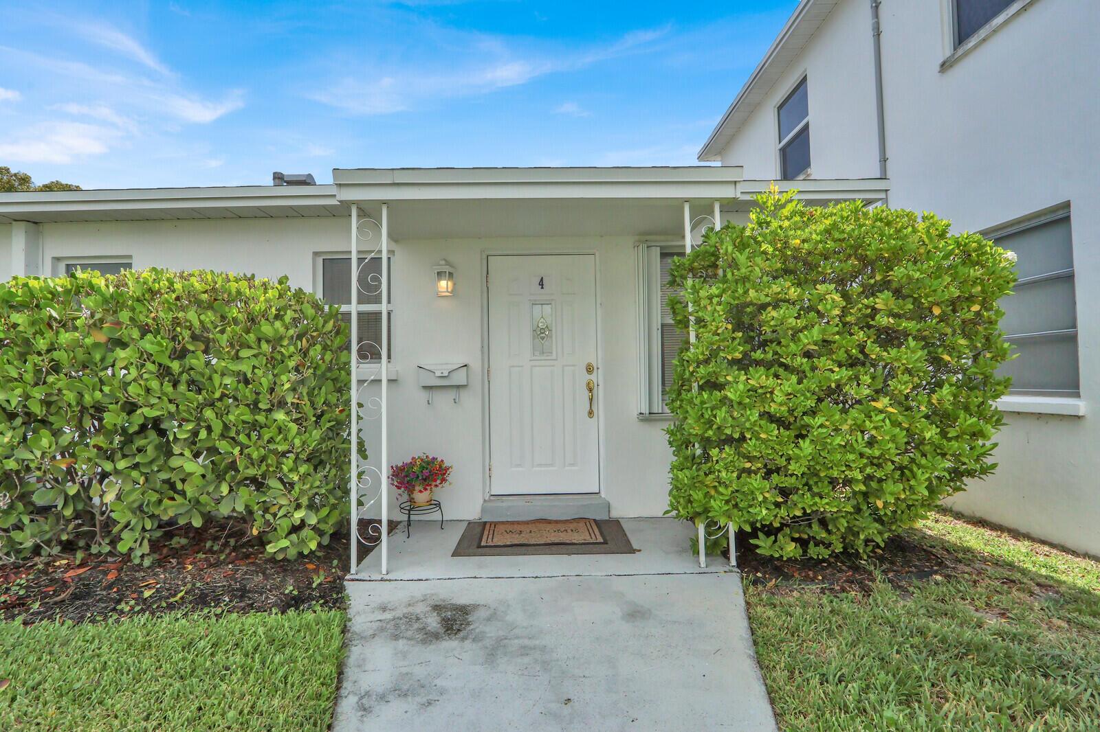 10084 Meridian Way N 4, Palm Beach Gardens, FL 33410, Palm Beach Gardens - Photo 4
