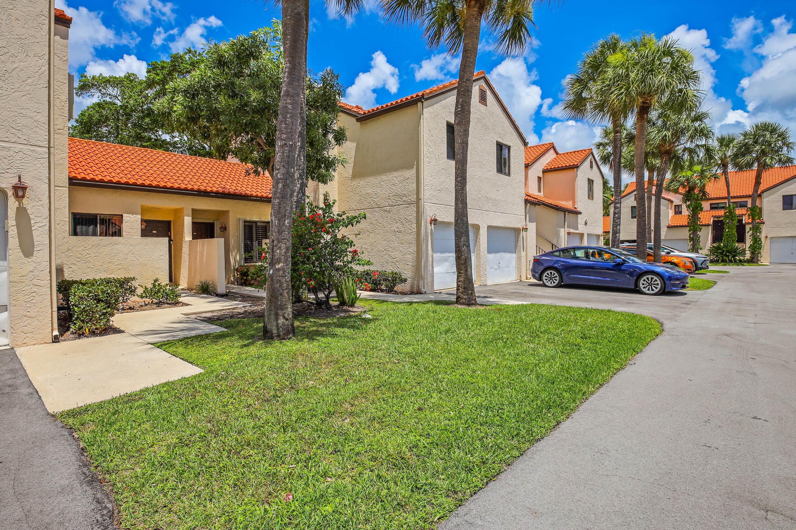 14 Vía De Casas Sur 103, Boynton Beach, FL 33426, Boynton Beach - Photo 2