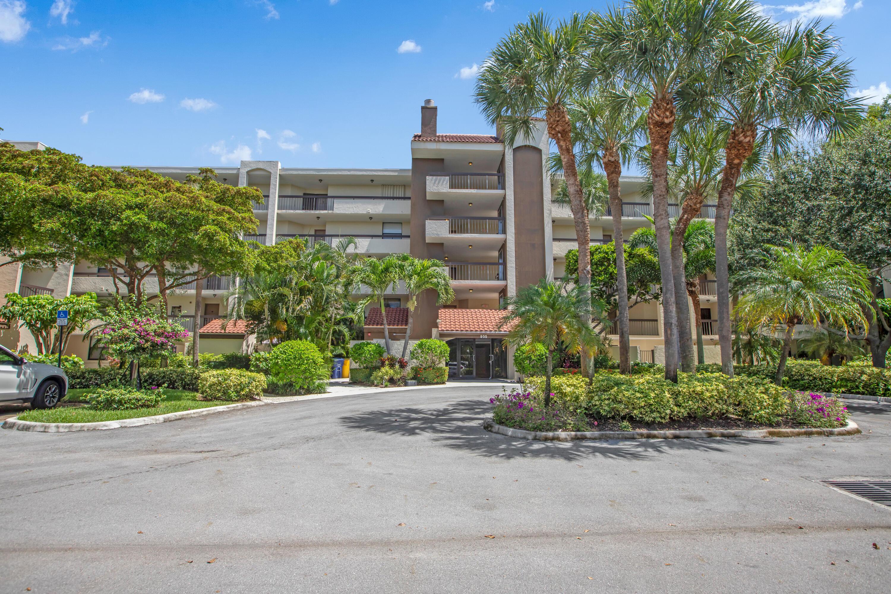955 Egret Circle 104, Delray Beach, FL 33444, Delray Beach - Photo 3
