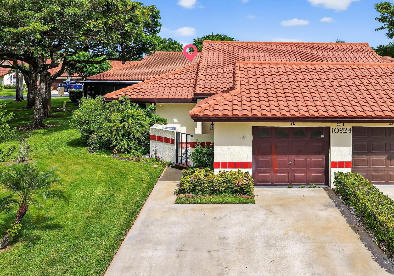 10924 Roebelini Palm Court A, Boynton Beach, FL 33437, Boynton Beach - Photo 2
