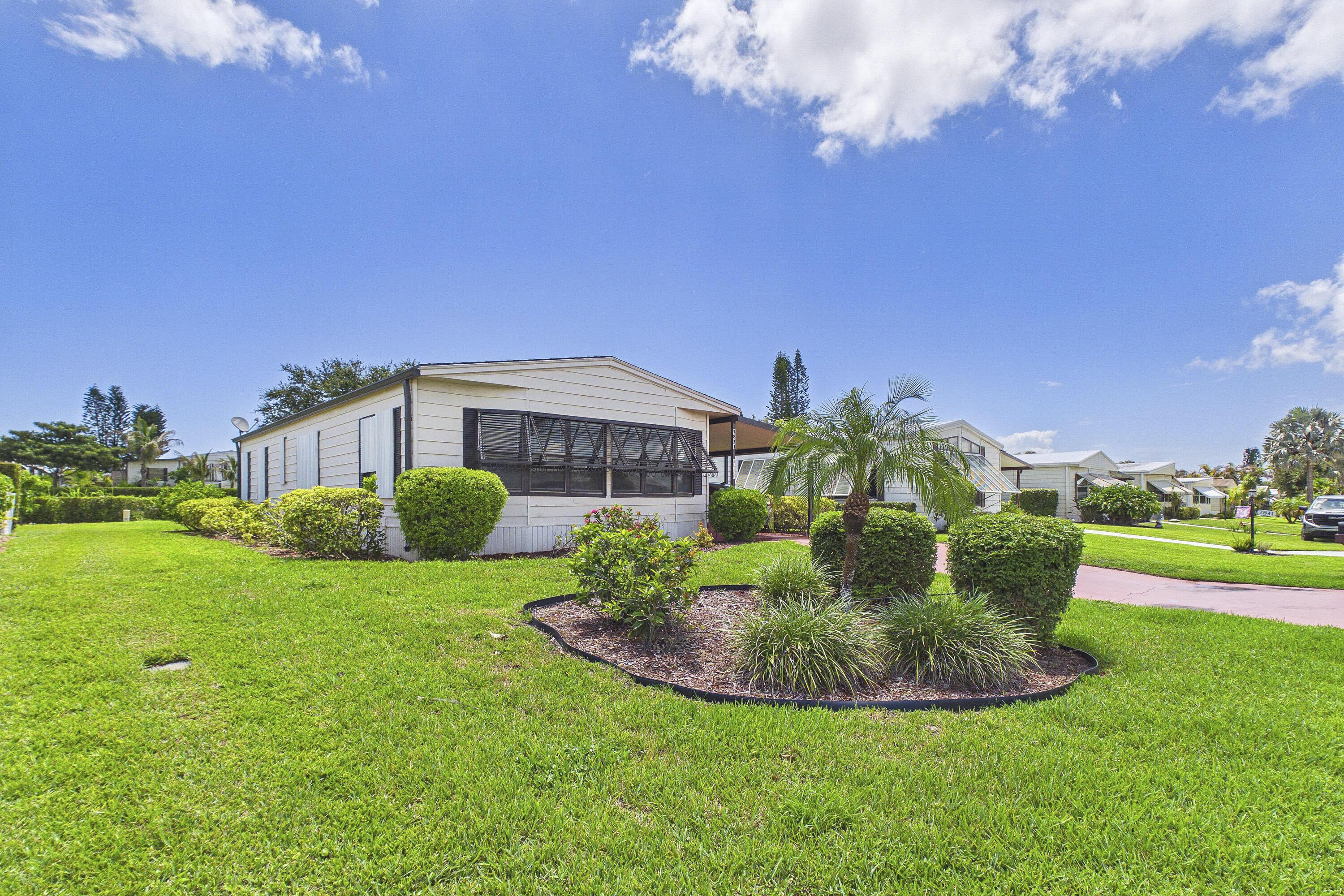 7831 SE Shenandoah Drive, Hobe Sound, FL 33455, Hobe Sound - Photo 3