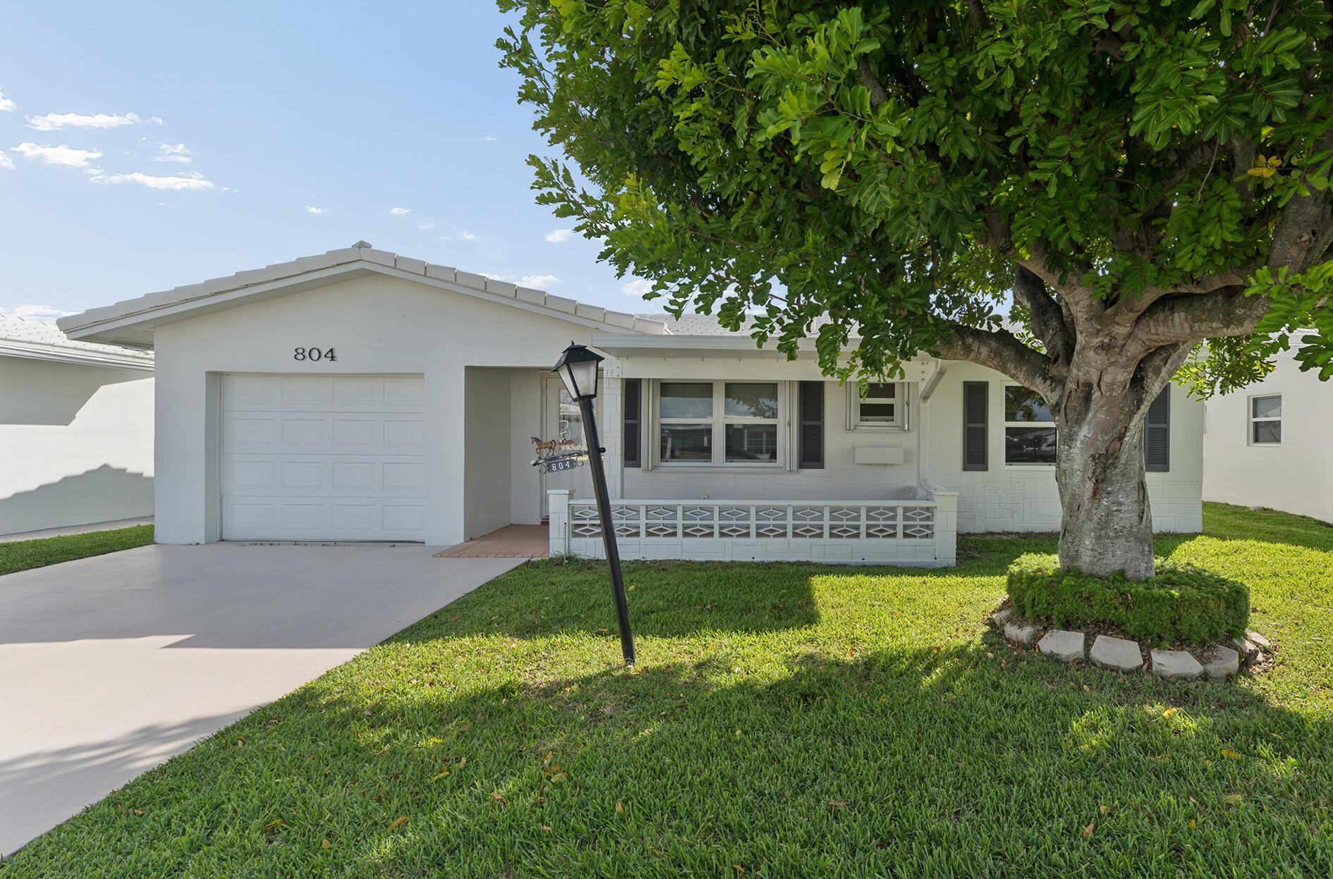 804 SW 15th Street, Boynton Beach, FL 33426, Boynton Beach - Photo 2