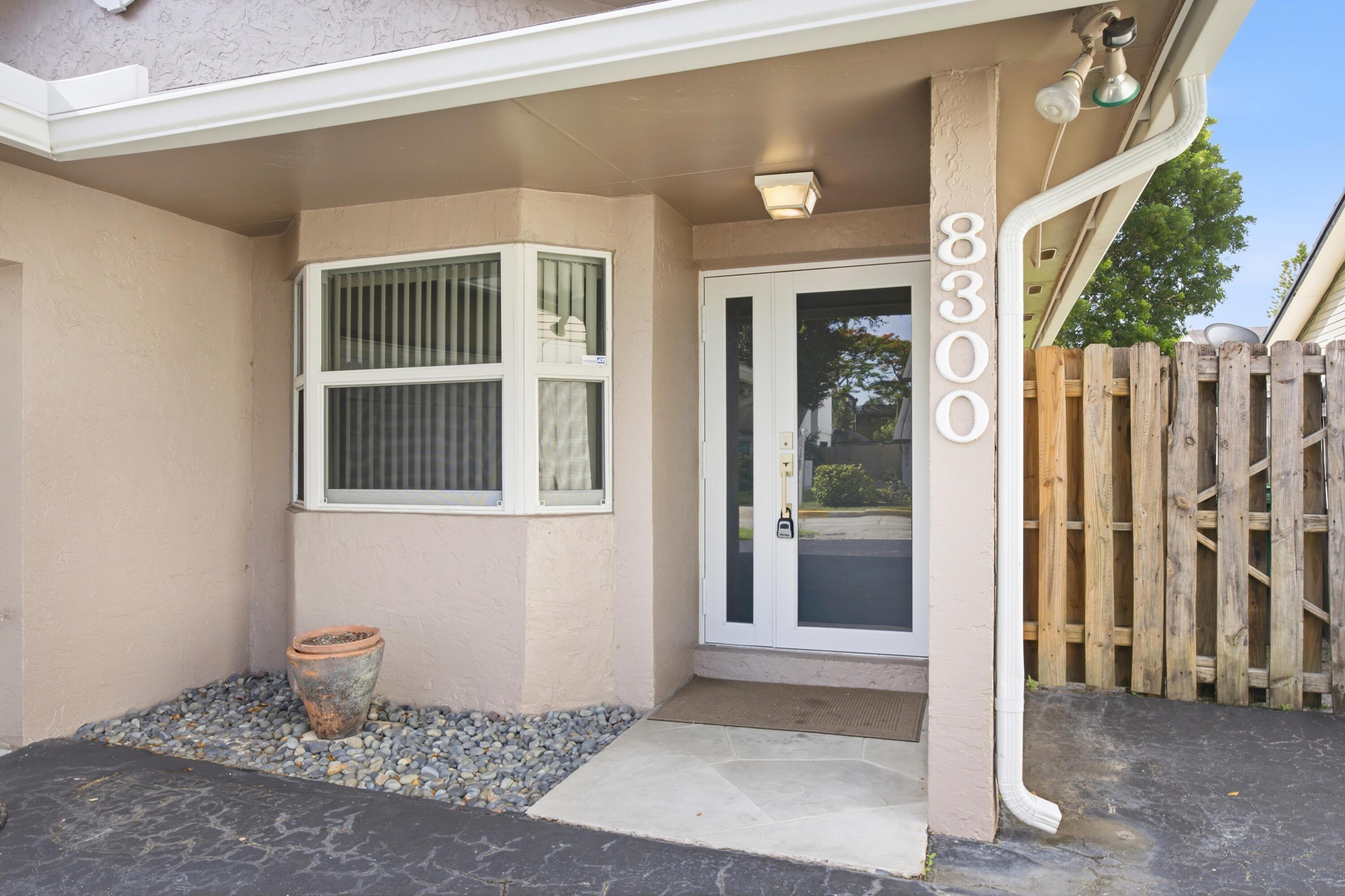 8300 SW 41ST Street, Davie, FL 33328, Davie - Photo 5