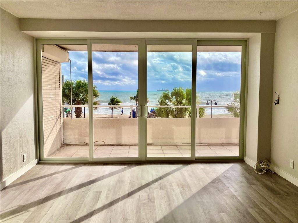 345 N FORT LAUDERDALE BEACH Boulevard 204, Fort Lauderdale, FL 33304, Fort Lauderdale - Photo 2