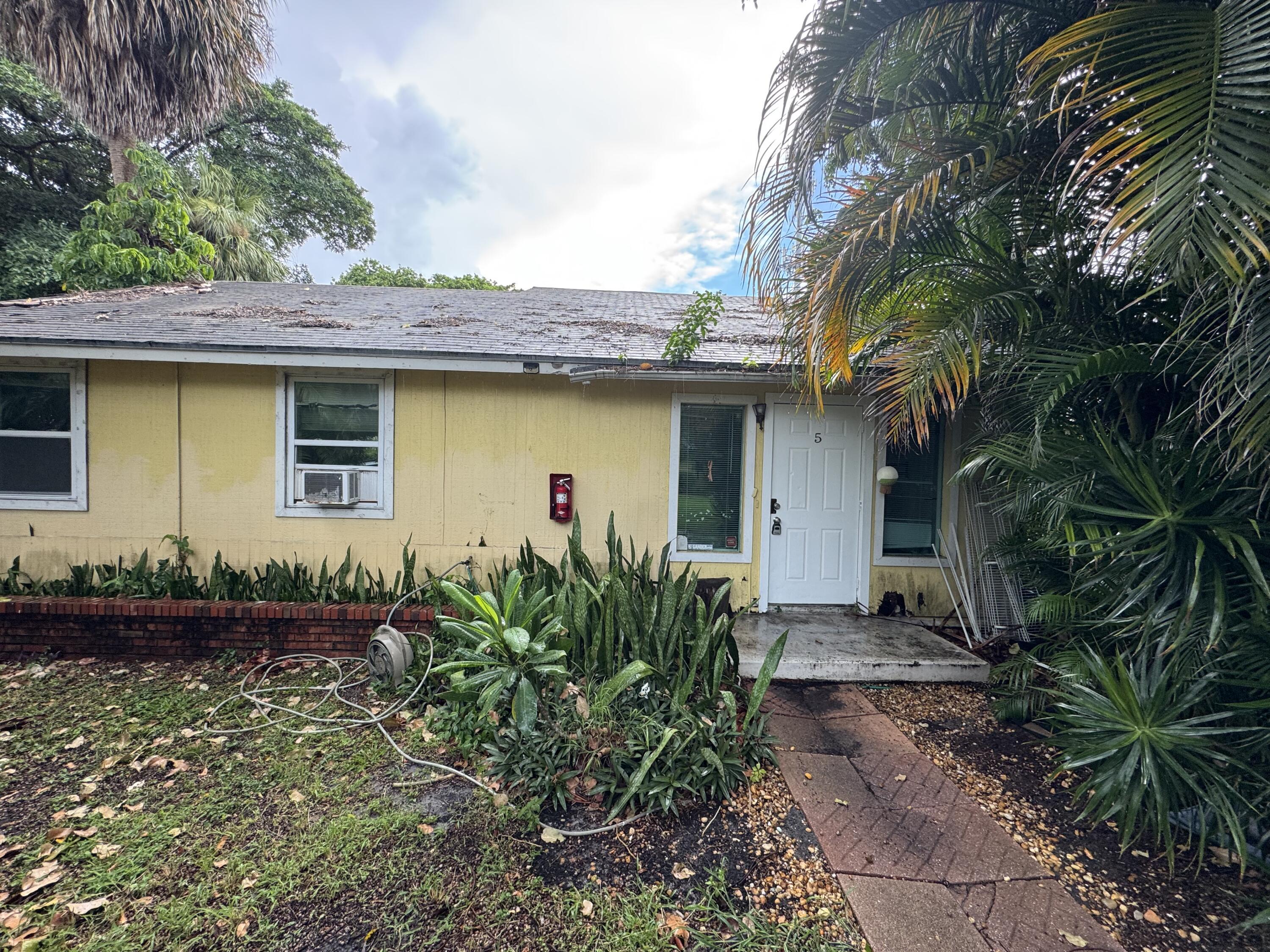 8975 Burma Road, West Palm Beach, FL 33403, West Palm Beach - Photo 2