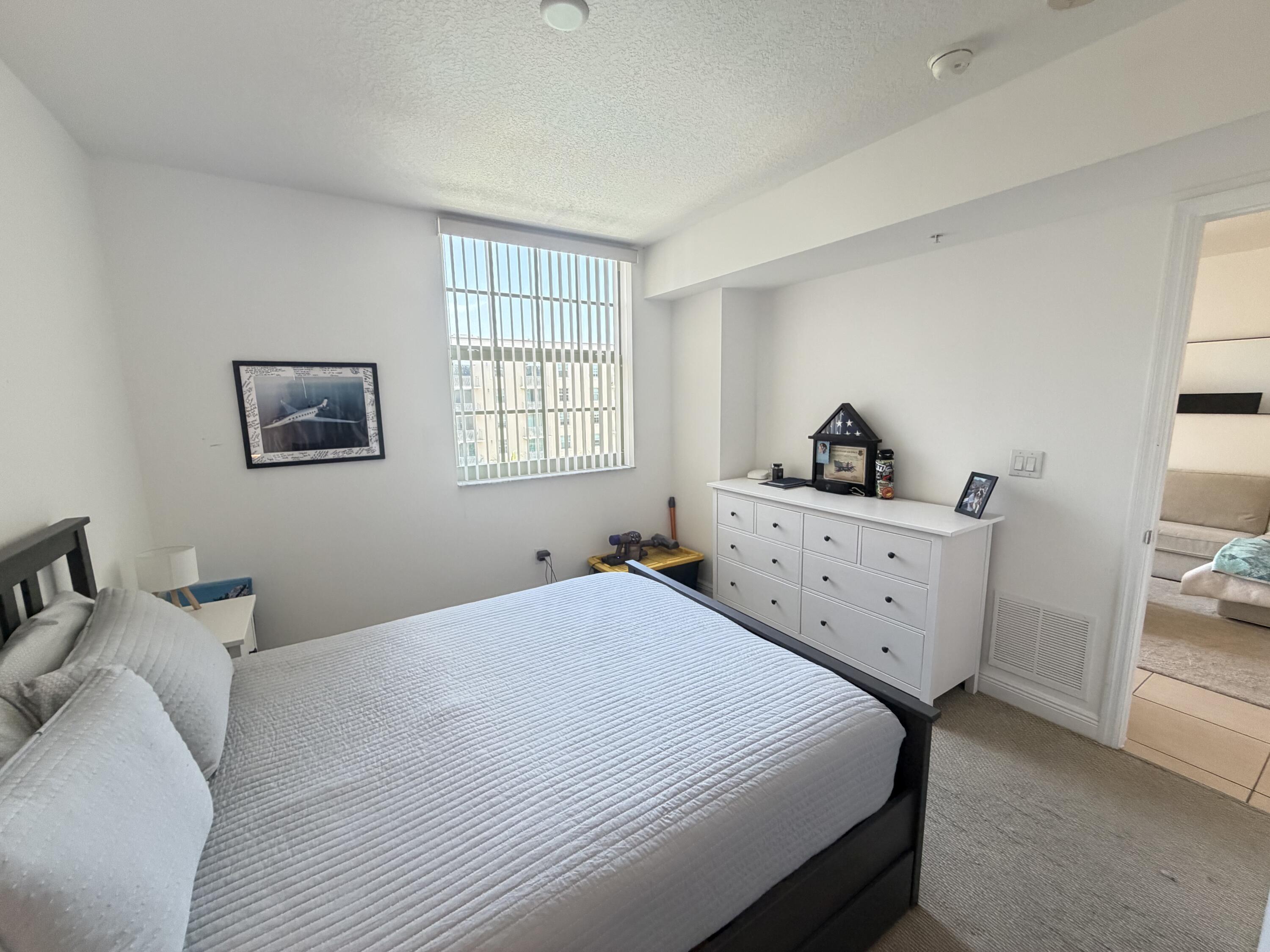610 CLEMATIS Street 711, West Palm Beach, FL 33401, West Palm Beach - Photo 2