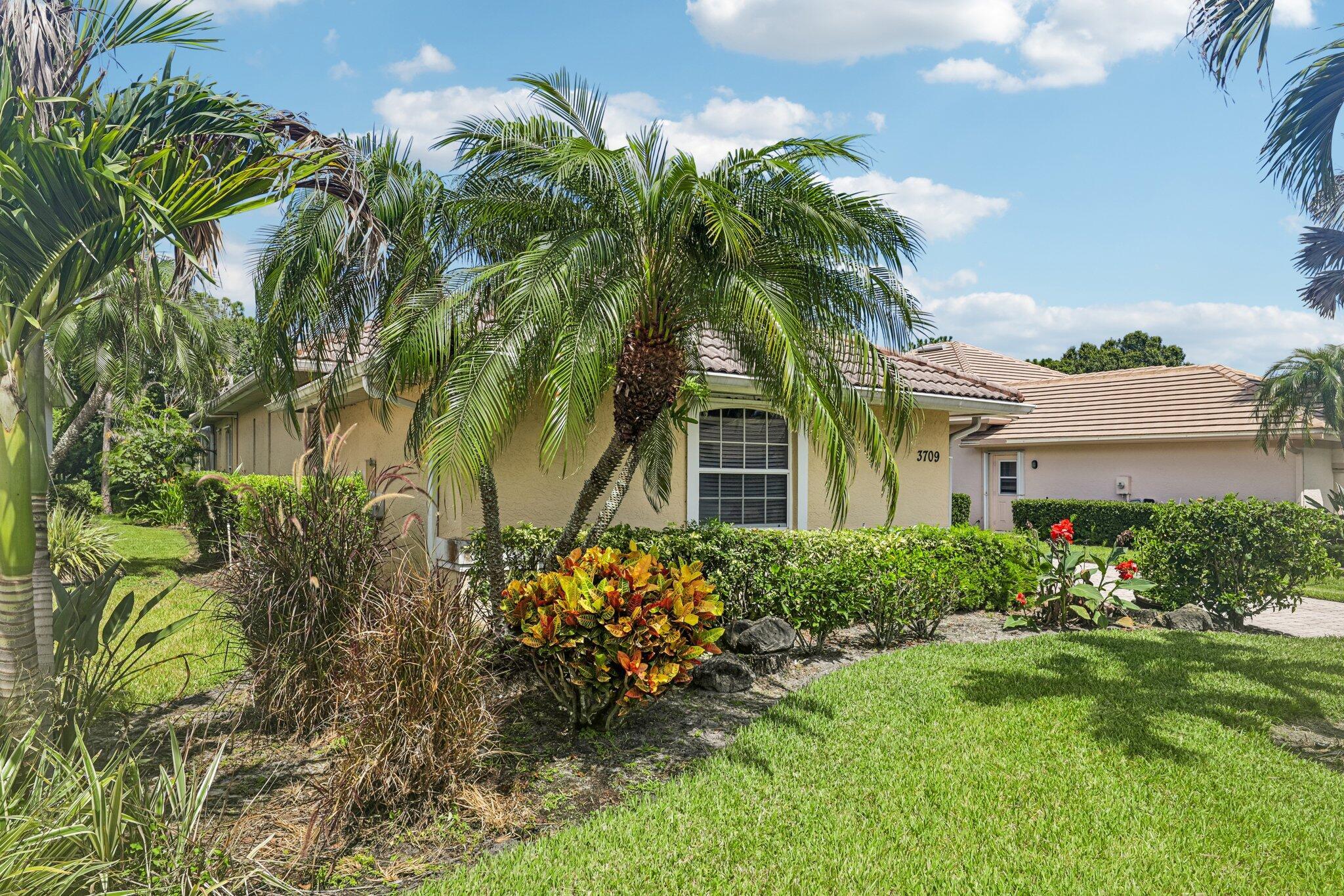 3709 NW Royal Oak Drive, Jensen Beach, FL 34957, Jensen Beach - Photo 4