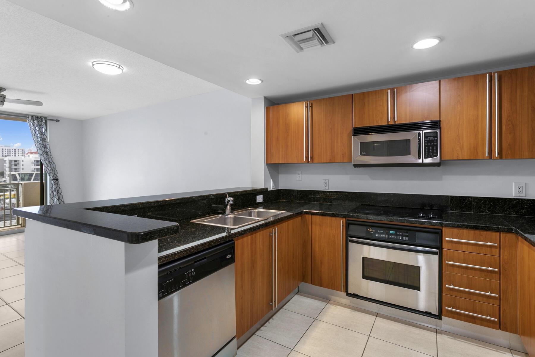 610 CLEMATIS Street 418, West Palm Beach, FL 33401, West Palm Beach