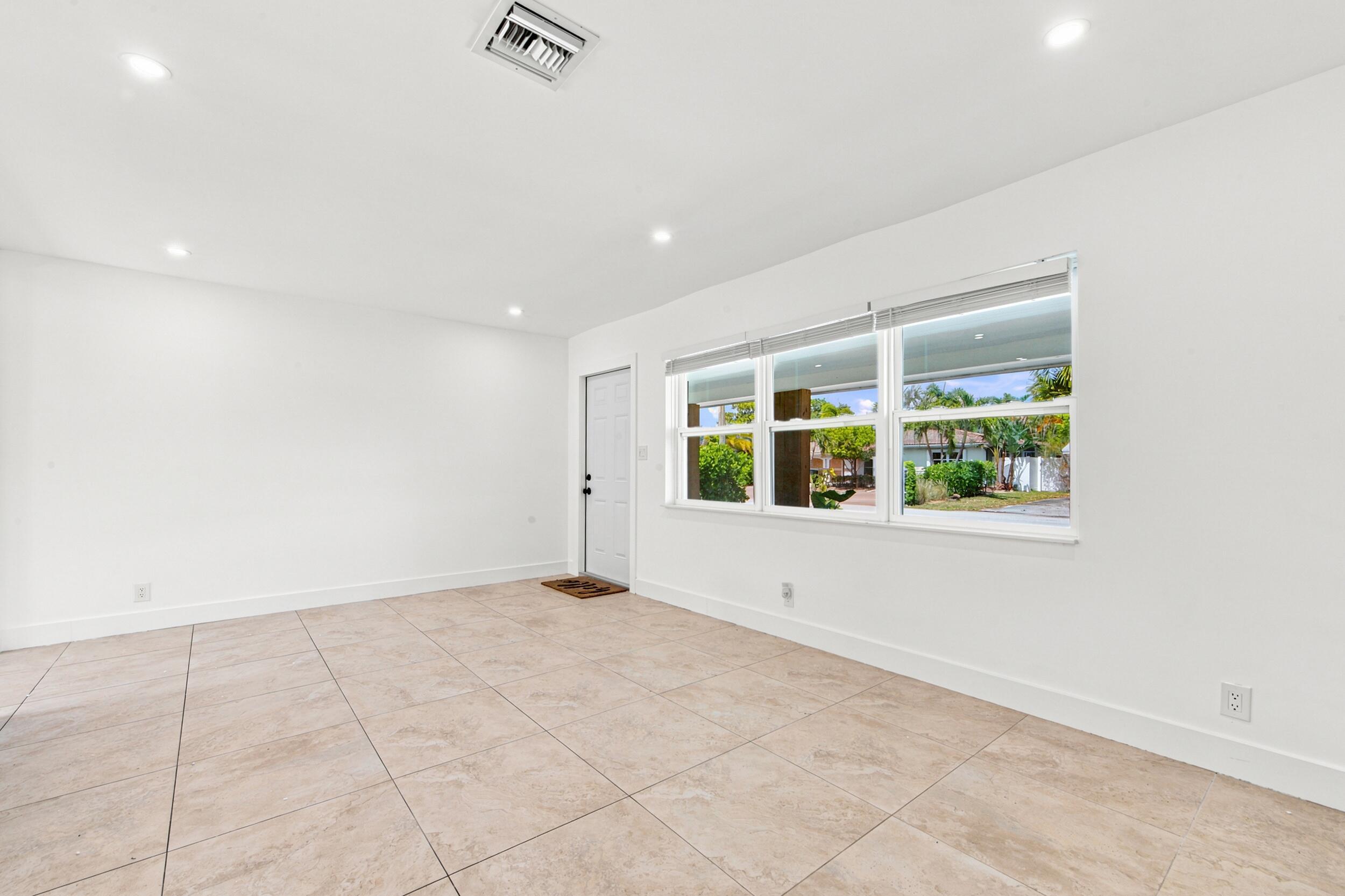 4841 NE 5th Terrace, Fort Lauderdale, FL 33334, Fort Lauderdale - Photo 3