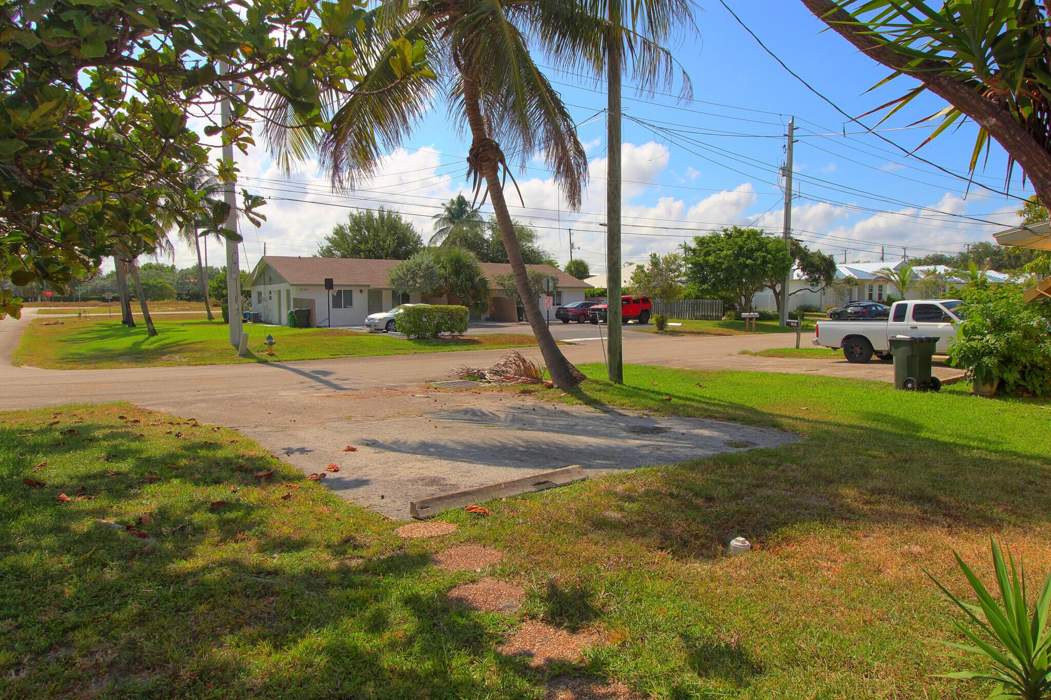 1045 Miami Boulevard A, Delray Beach, FL 33483, Delray Beach - Photo 4