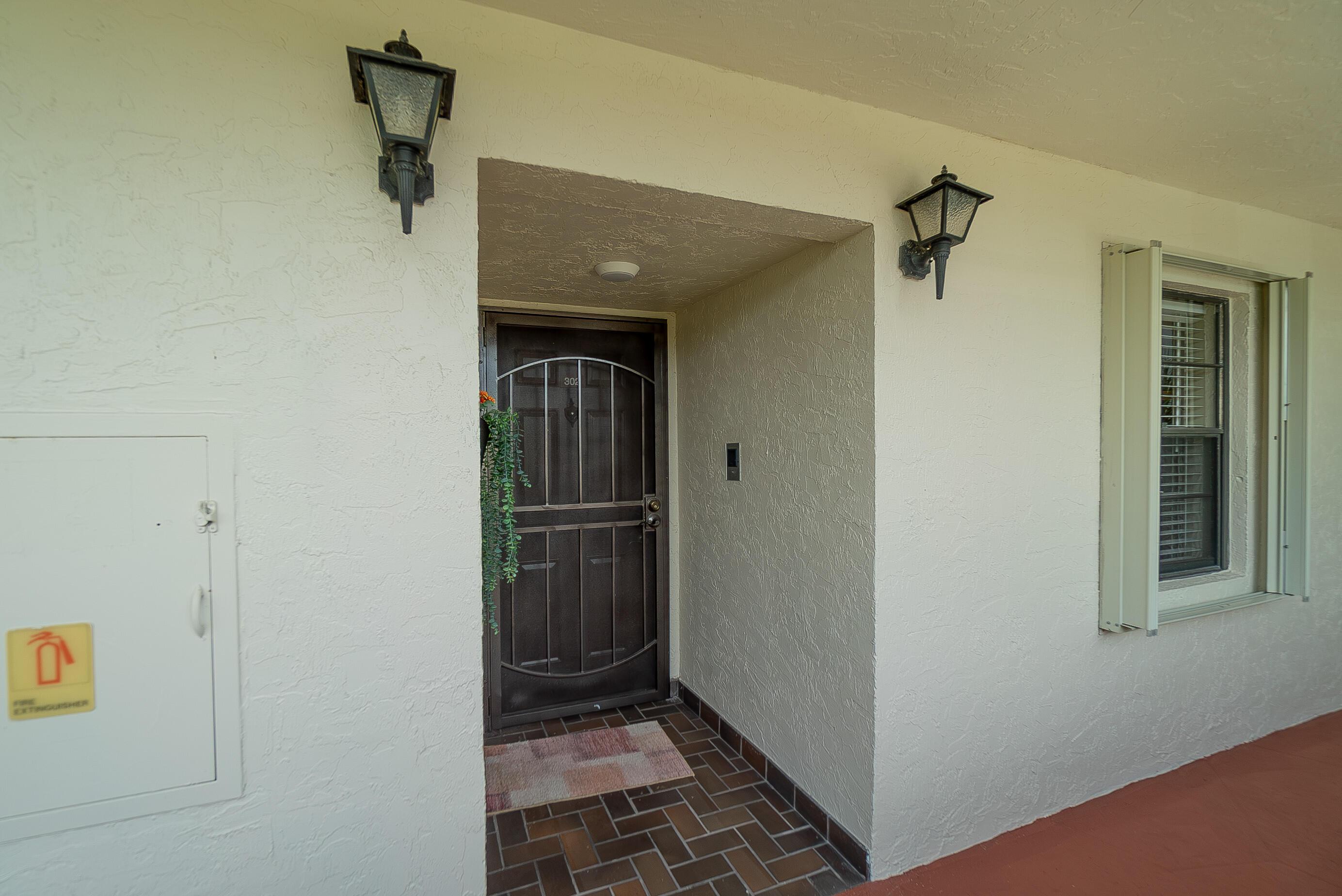 12524 SHORELINE Drive 302, Wellington, FL 33414, Wellington - Photo 2