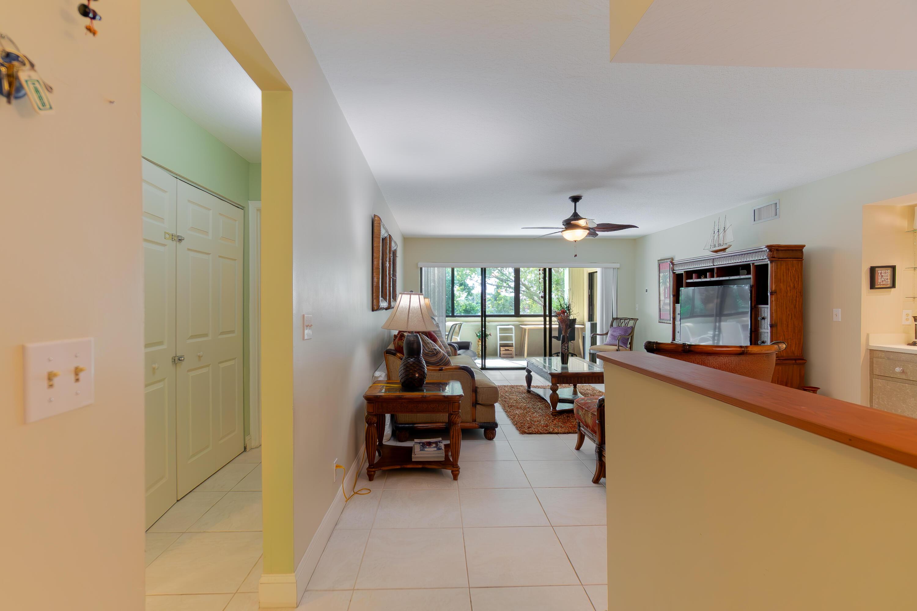 12524 SHORELINE Drive 302, Wellington, FL 33414, Wellington - Photo 4