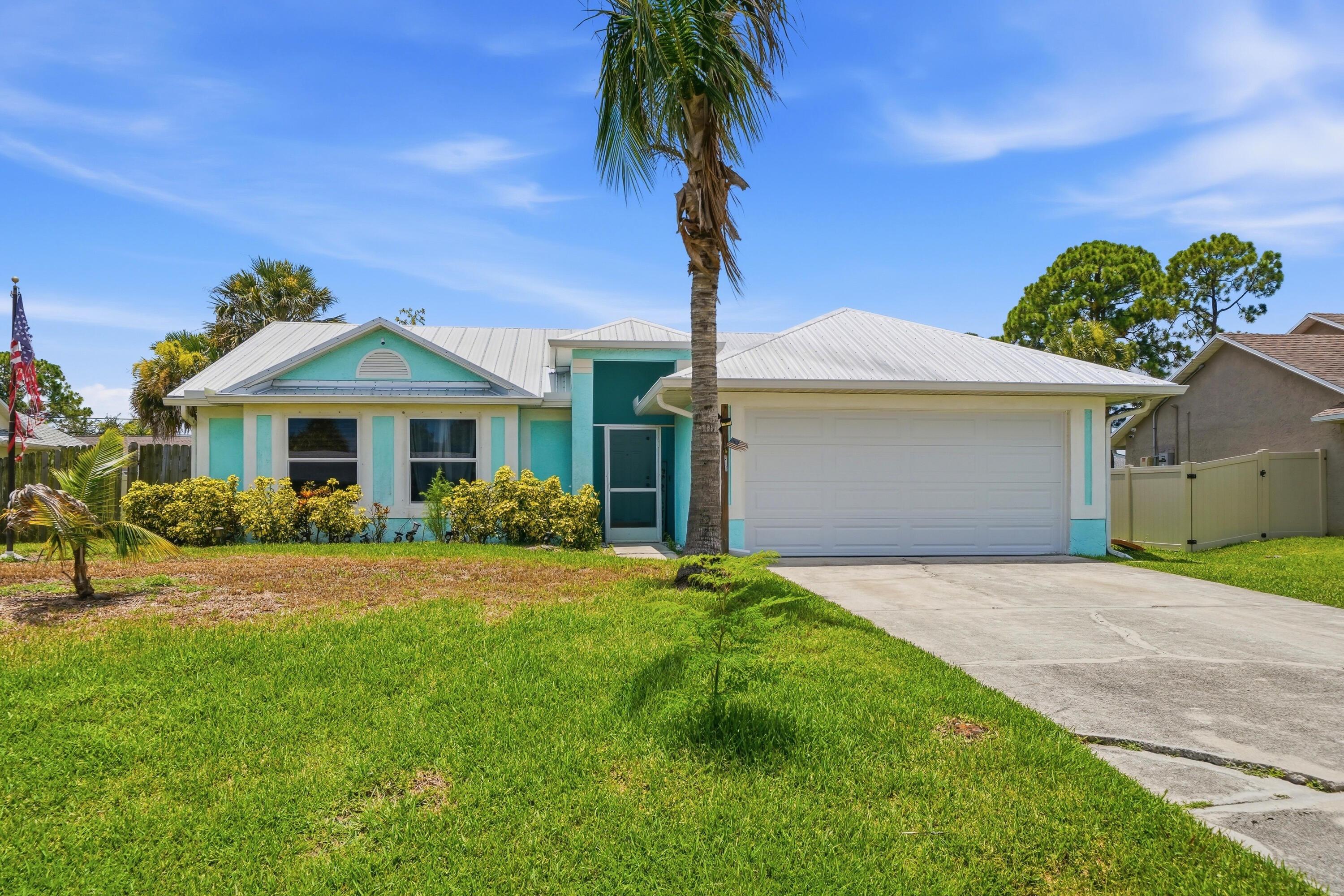 1074 SW BARBAROSA Avenue SW, Port St. Lucie, FL 34953, Port St. Lucie - Photo 2