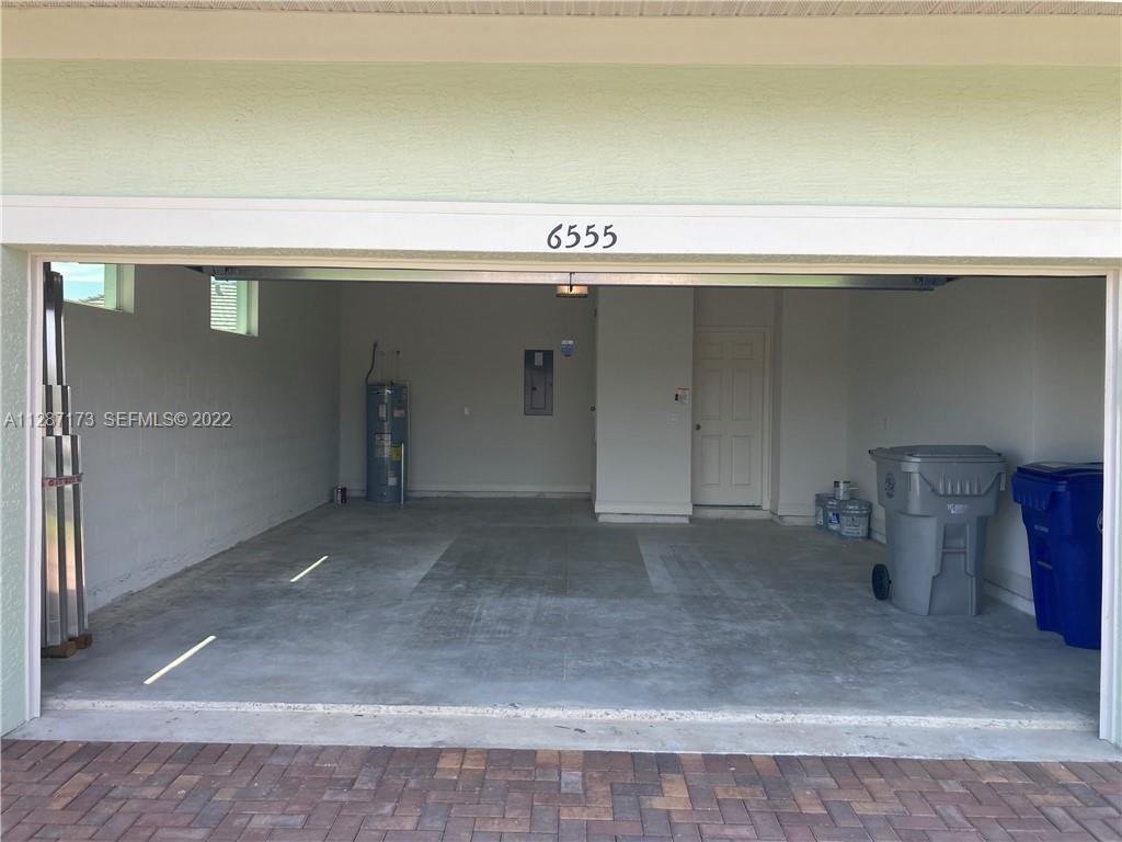 6555 Barbados Court, Vero Beach, FL 32967, Vero Beach - Photo 5