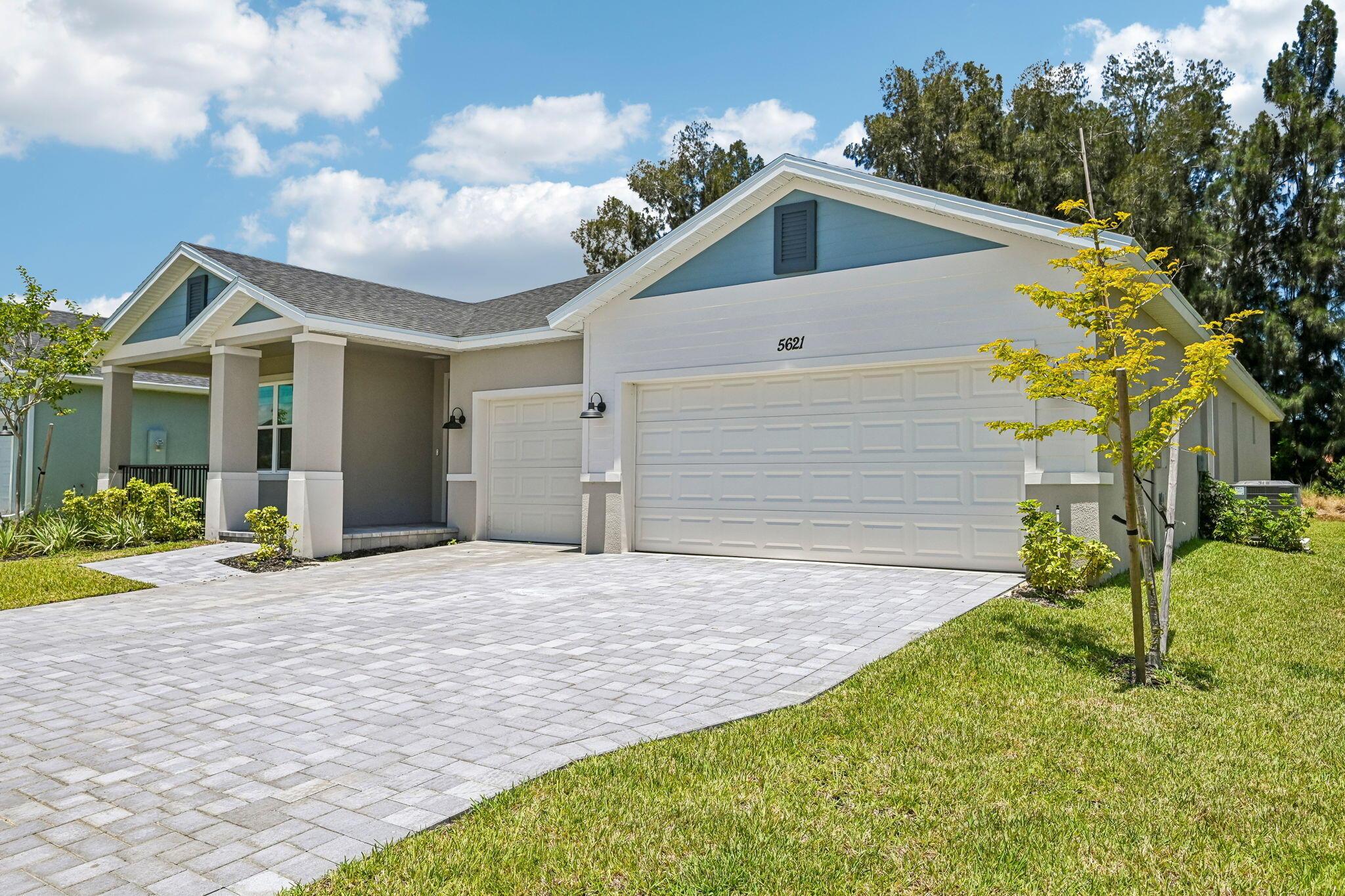 5621 Hampton Park Circle, Vero Beach, FL 32966, Vero Beach - Photo 3