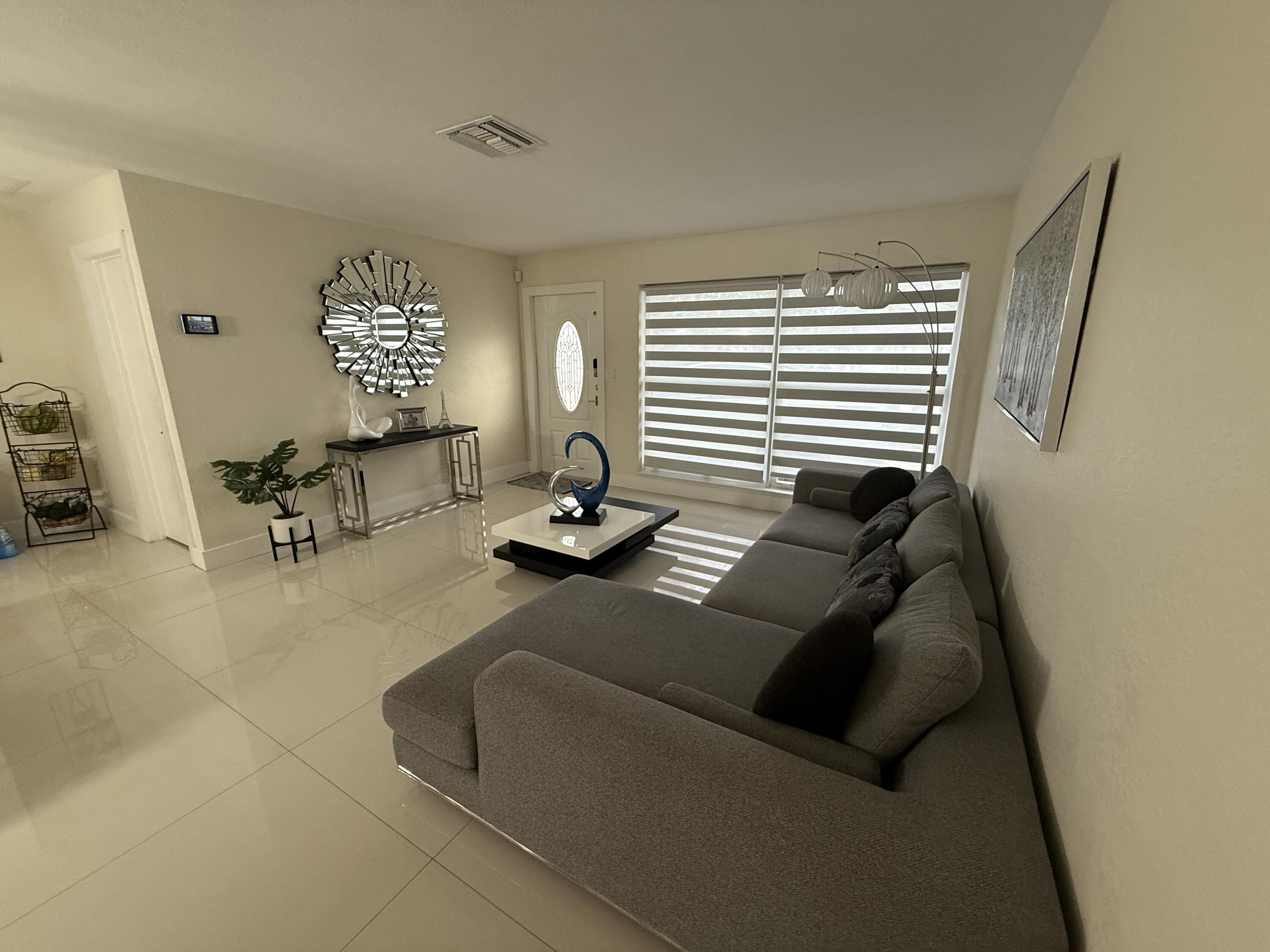 3139 EGREMONT Drive, West Palm Beach, FL 33406, West Palm Beach - Photo 4