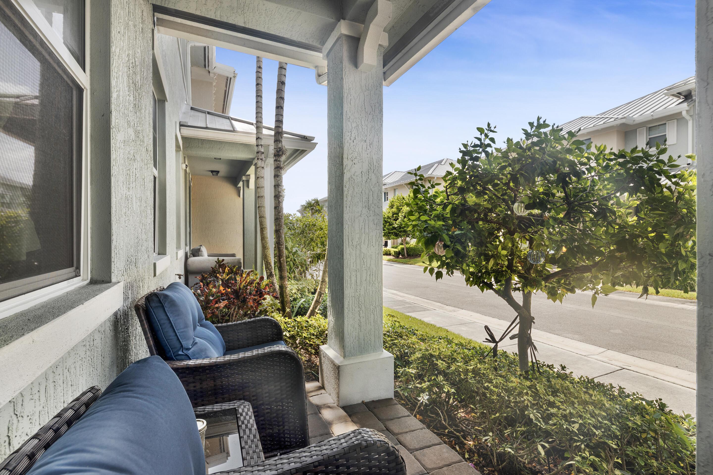 3964 Poinciana Lane, Hollywood, FL 33021, Hollywood - Photo 2