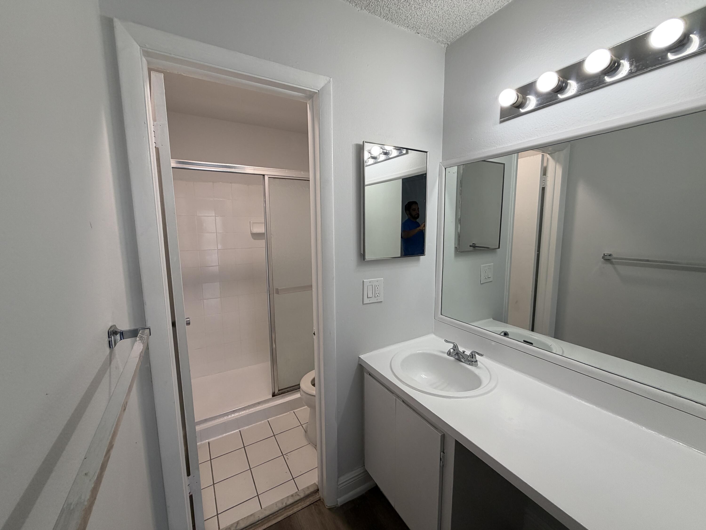 4419 TREEHOUSE Lane 22G, Tamarac, FL 33319, Tamarac - Photo 2