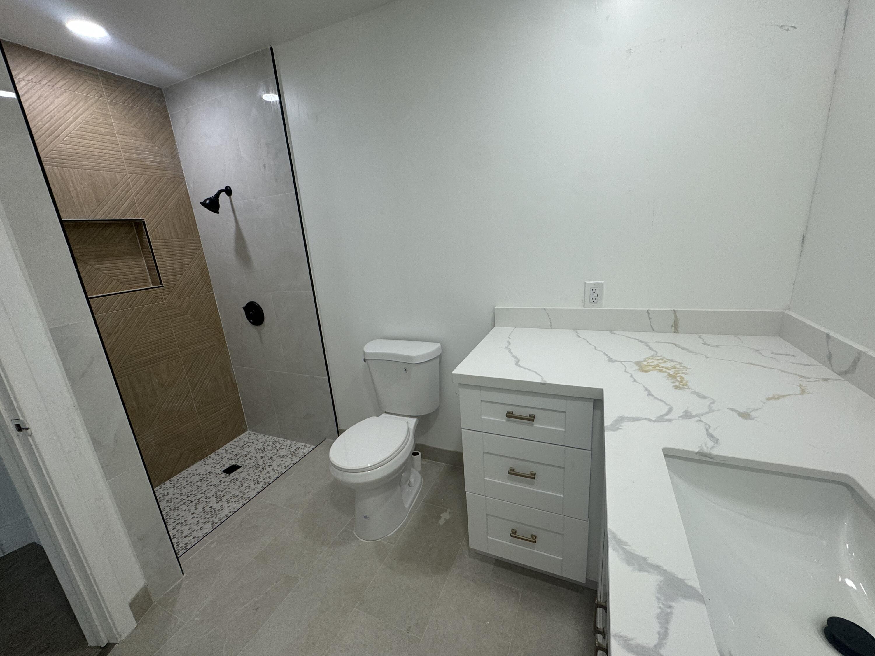 6260 SW 6TH Street, Margate, FL 33068, Margate - Photo 2