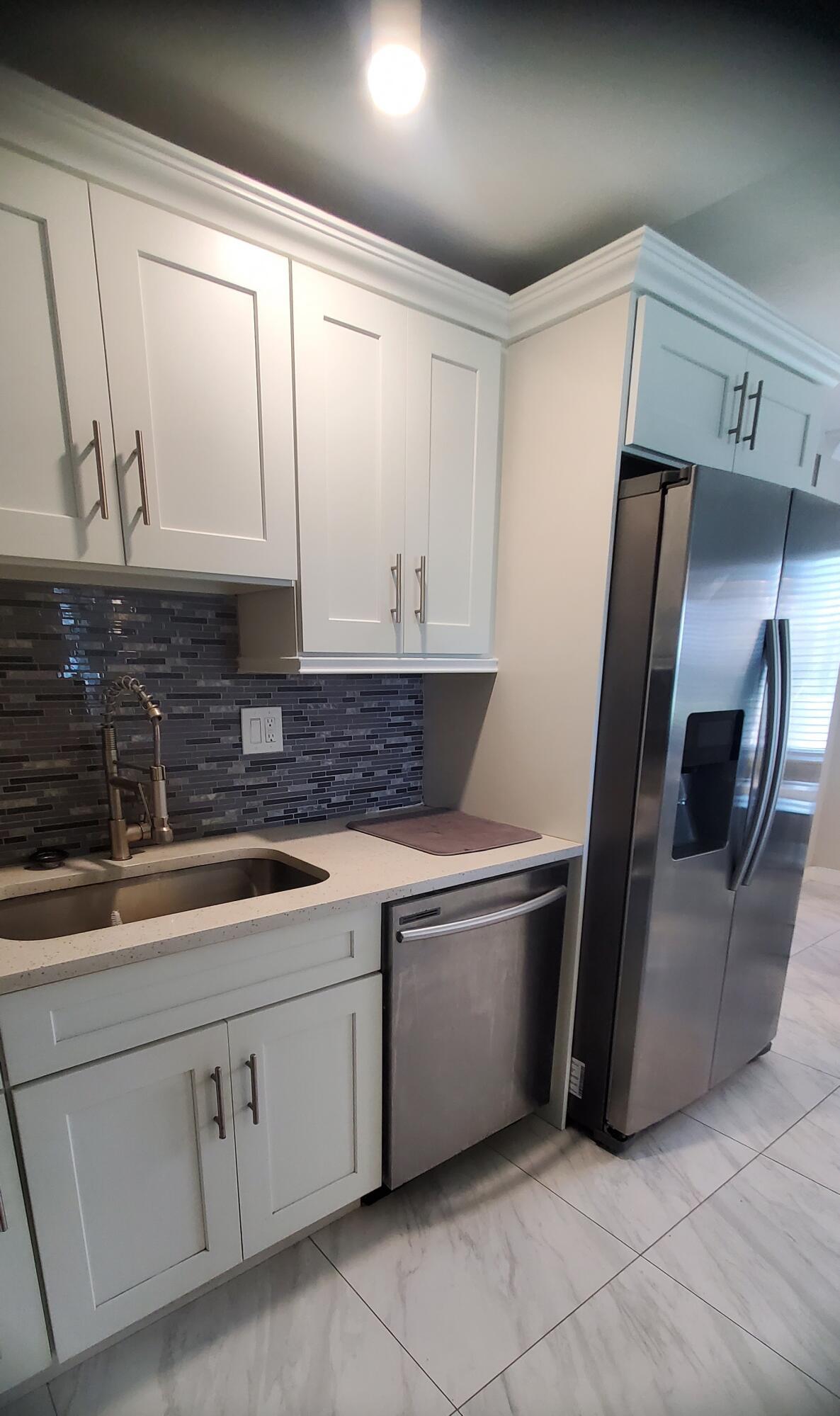999 Normandy U, Delray Beach, FL 33484, Delray Beach - Photo 5