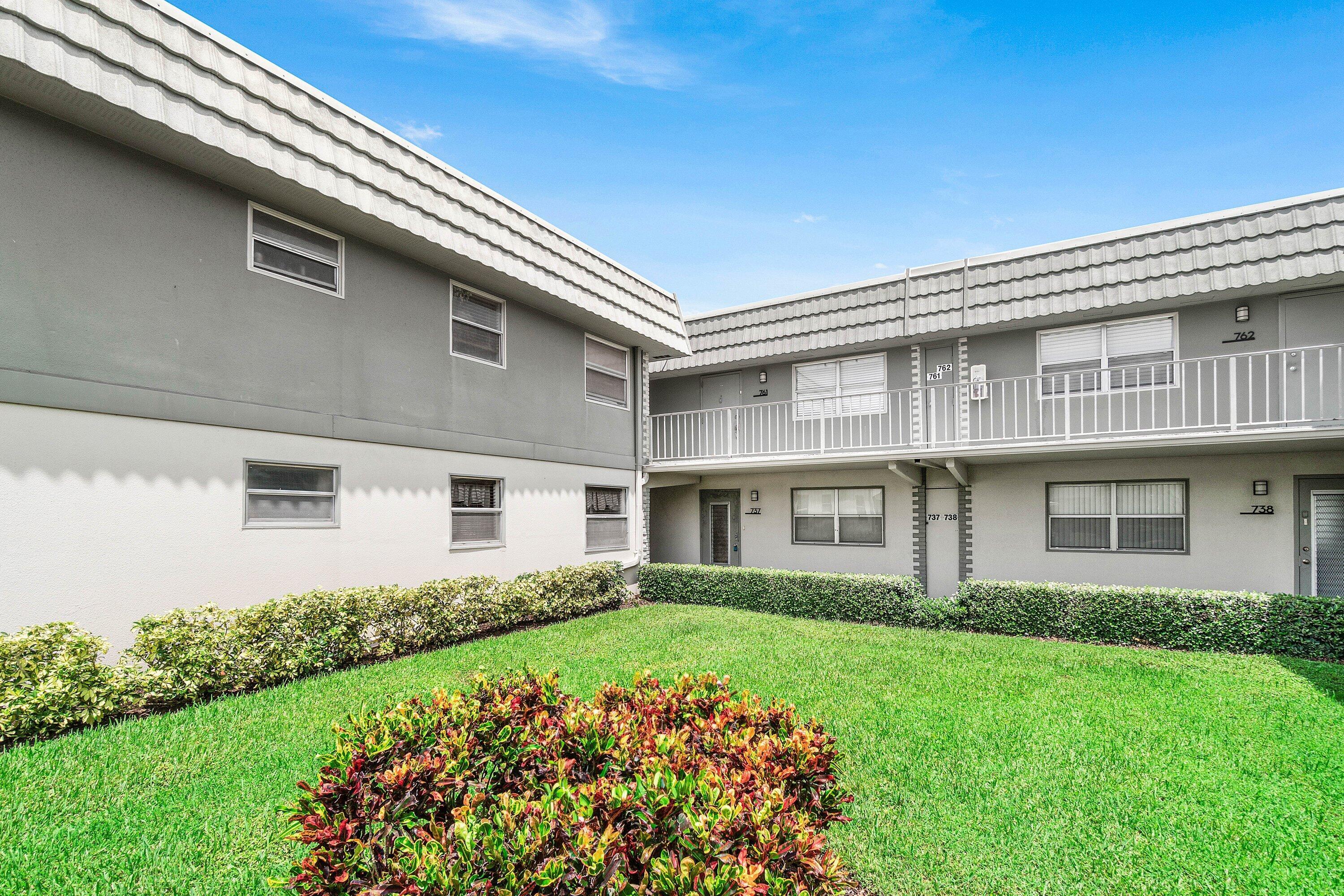 737 FLANDERS P Drive, Delray Beach, FL 33484, Delray Beach - Photo 2