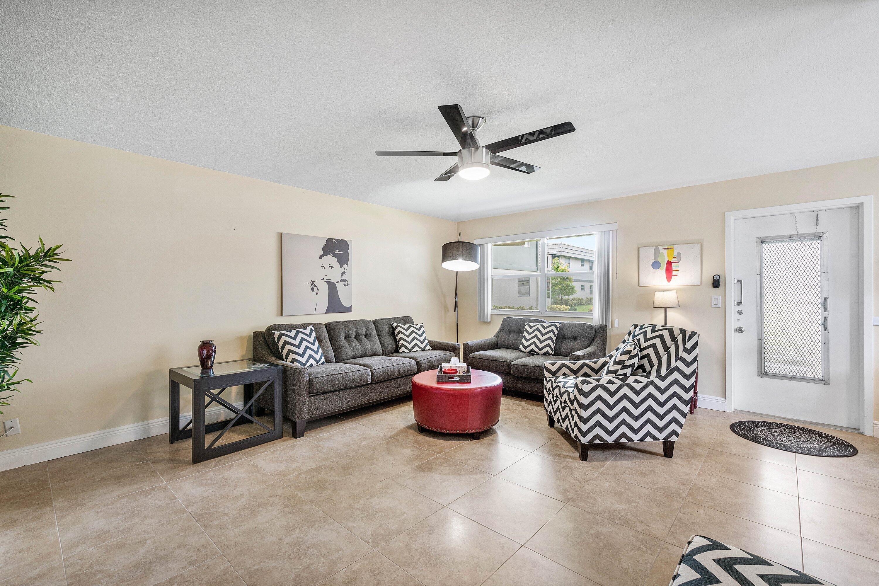 737 FLANDERS P Drive, Delray Beach, FL 33484, Delray Beach - Photo 3