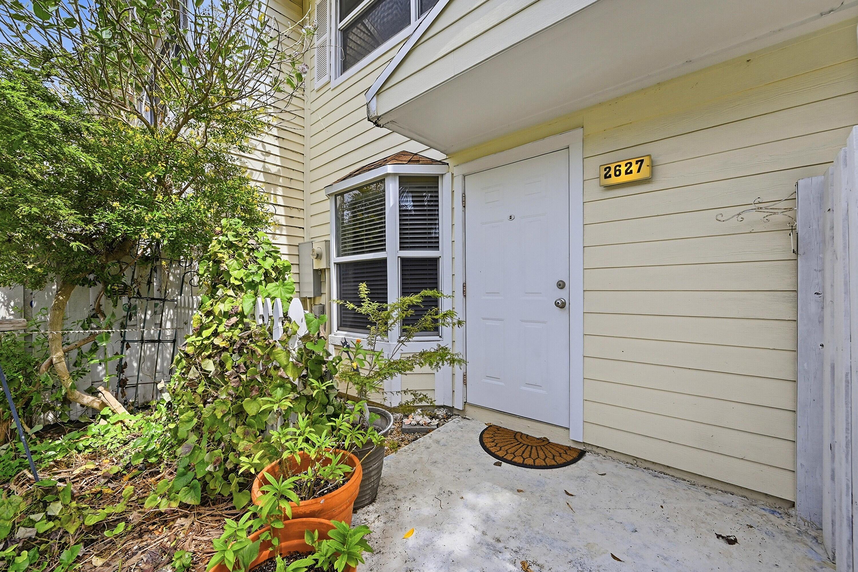 2627 NE 15th Street, Pompano Beach, FL 33062, Pompano Beach - Photo 2