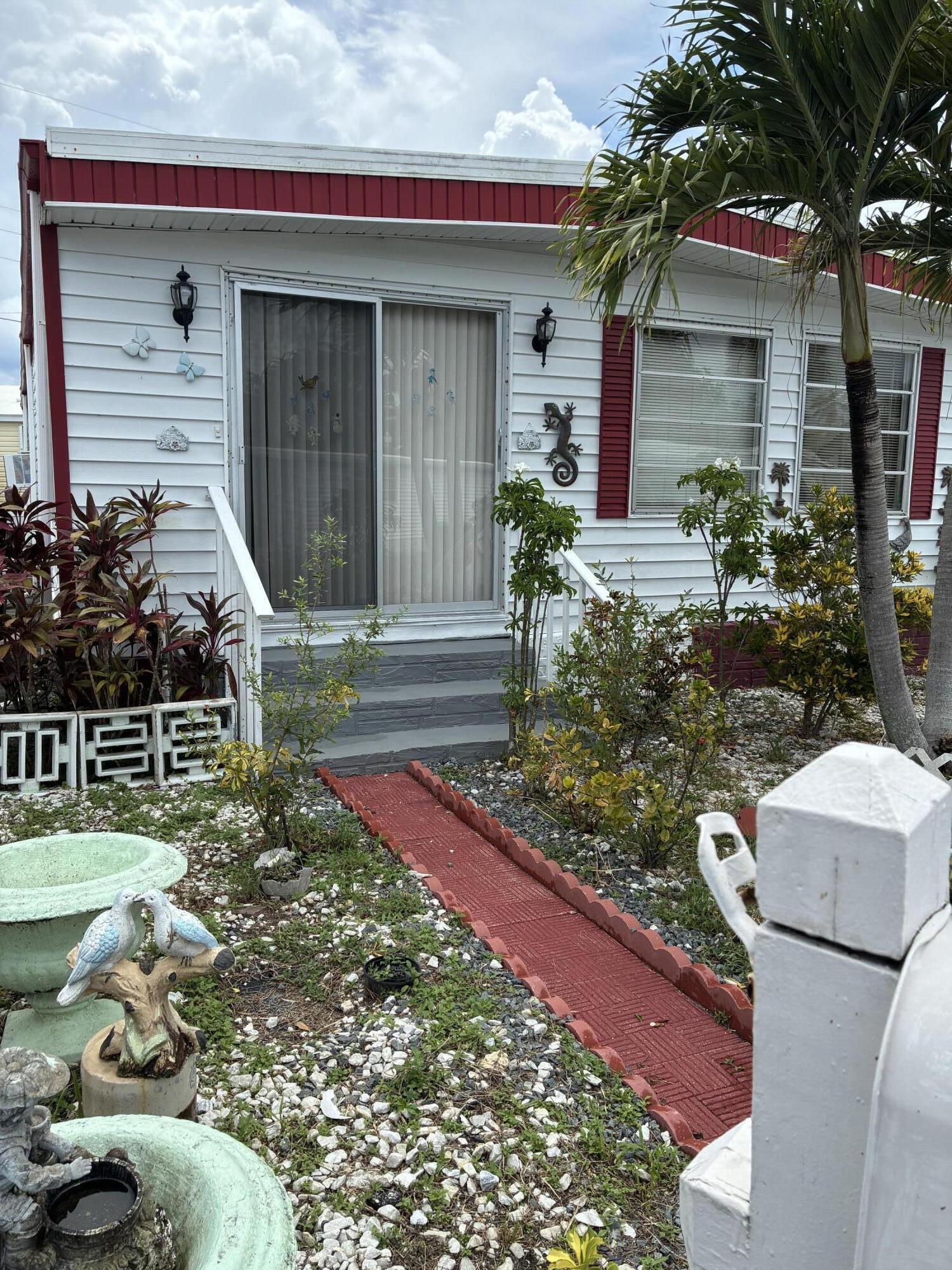 8708 SW 16th Street, Davie, FL 33324, Davie