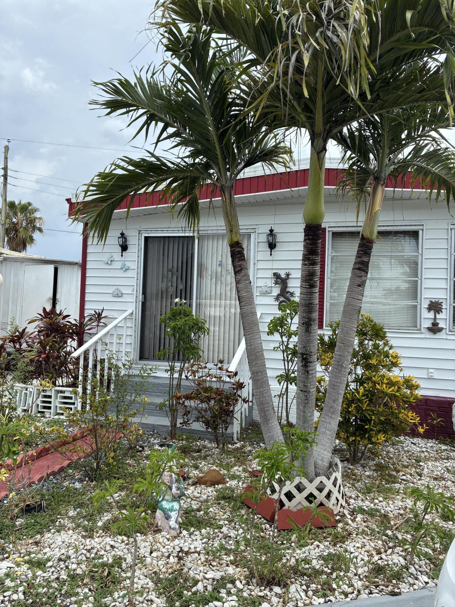 8708 SW 16th Street, Davie, FL 33324, Davie - Photo 3