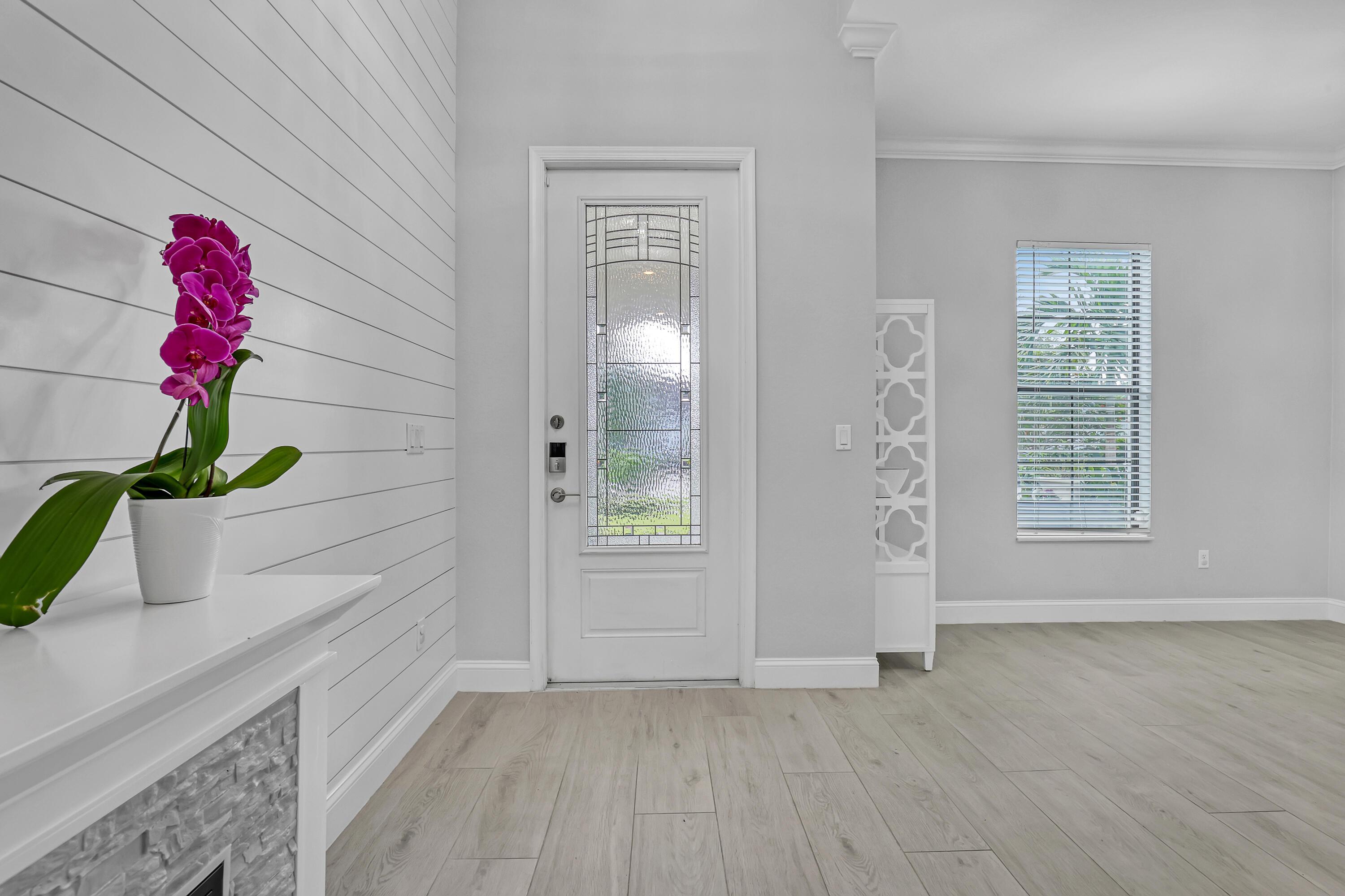 1047 Ember Ridge Run, Loxahatchee, FL 33470, Loxahatchee - Photo 5