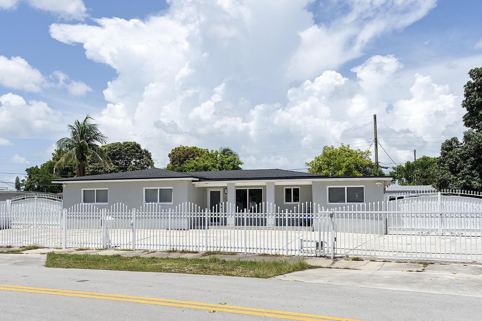 17840 NW 28TH Court, Miami Gardens, FL 33056, Miami Gardens - Photo 3