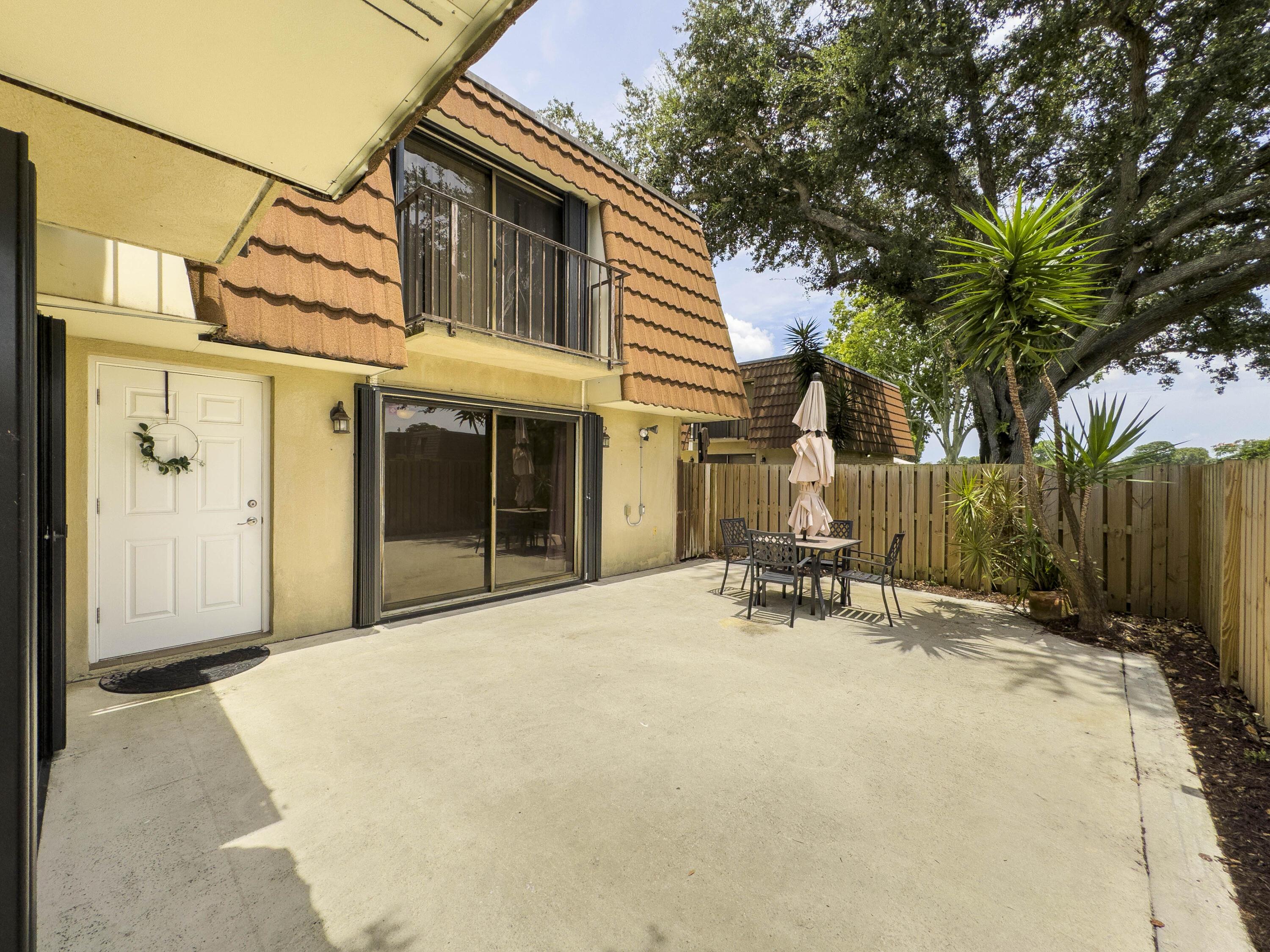 187 Charter Way, West Palm Beach, FL 33407, West Palm Beach - Photo 5