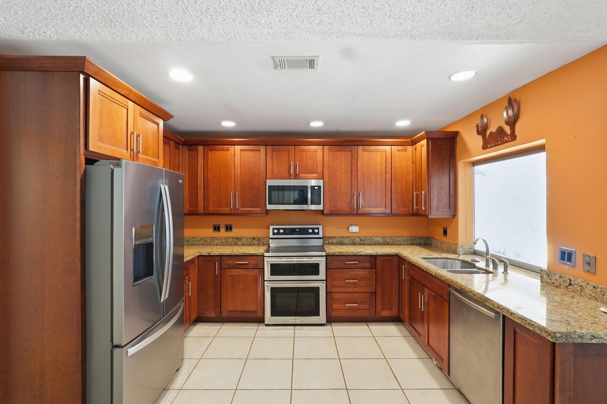 601 NW 71ST Avenue, Plantation, FL 33317, Plantation - Photo 4