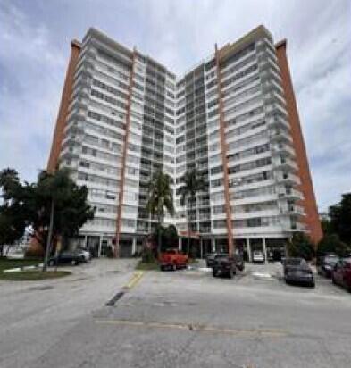 1351 NE MIAMI GARDENS Drive 803E, Miami, FL 33179, Miami