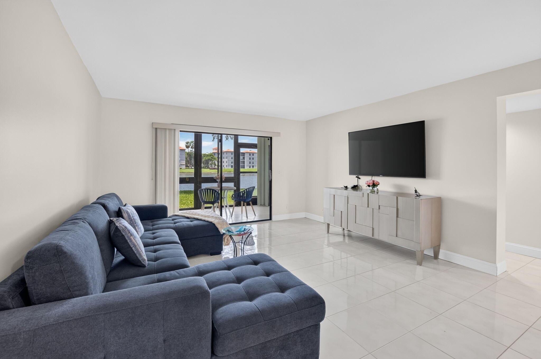 6241 Pointe Regal Circle 108, Delray Beach, FL 33484, Delray Beach - Photo 4
