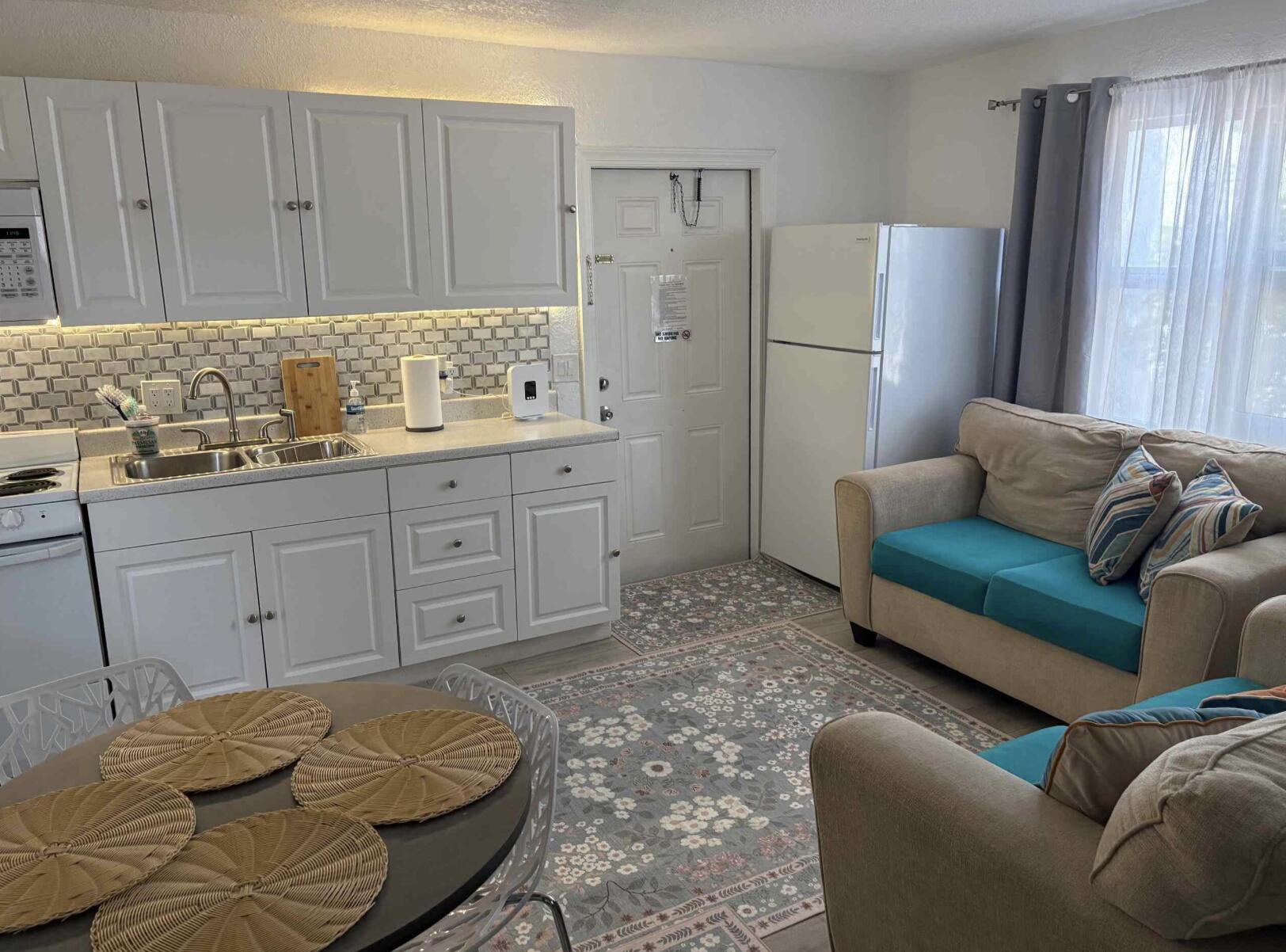 820 15TH Street 2, West Palm Beach, FL 33401, West Palm Beach