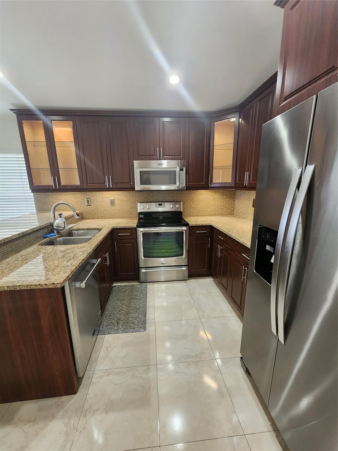13955 Langley Place, Davie, FL 33325, Davie - Photo 2