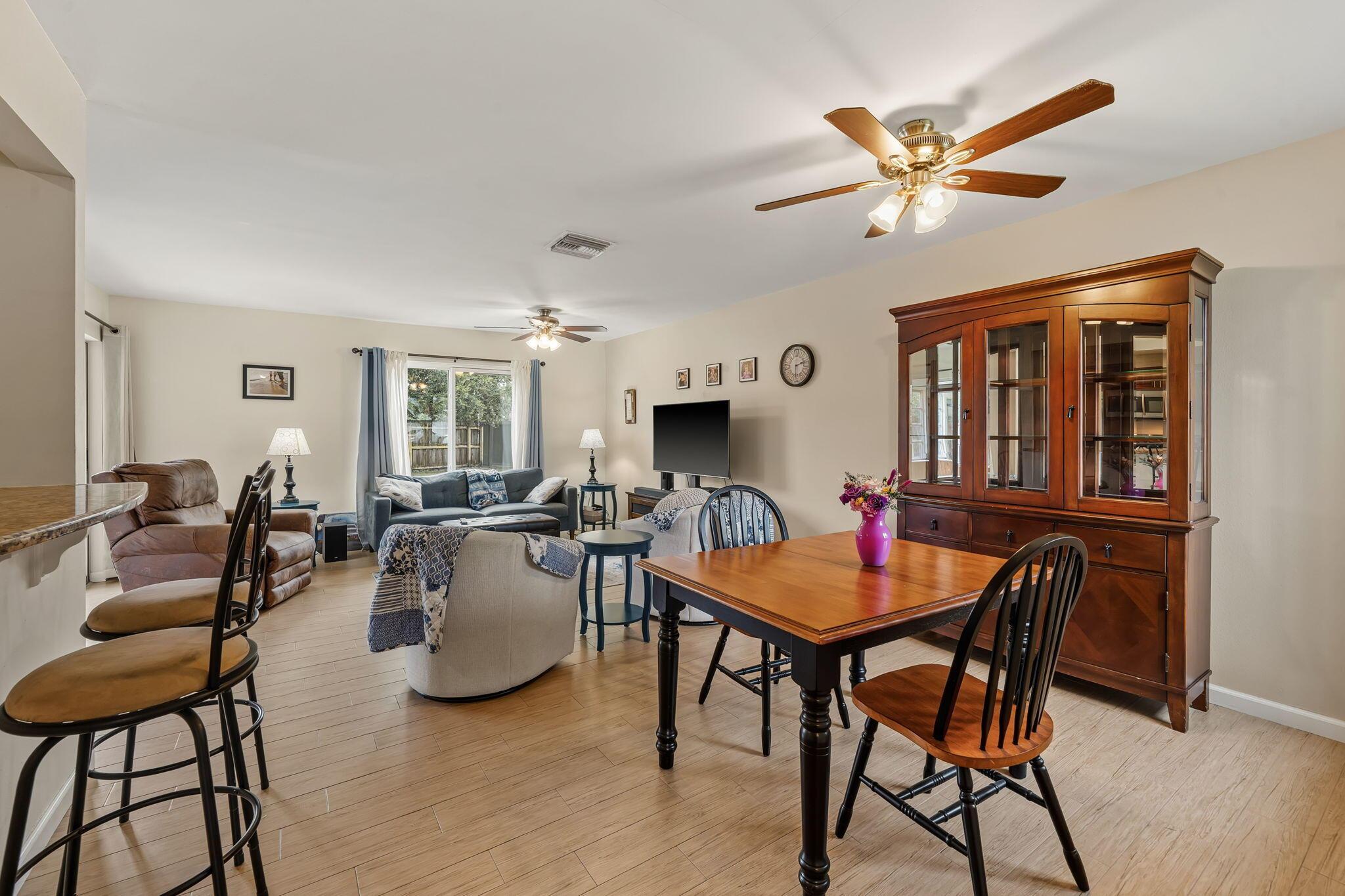 119 Lakeside Circle, Jupiter, FL 33458, Jupiter - Photo 5