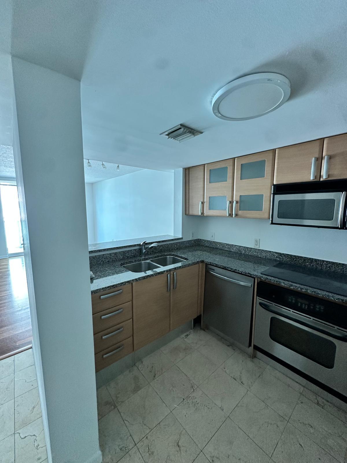 2101 Brickell Avenue 808, Miami, FL 33129, Miami - Photo 2