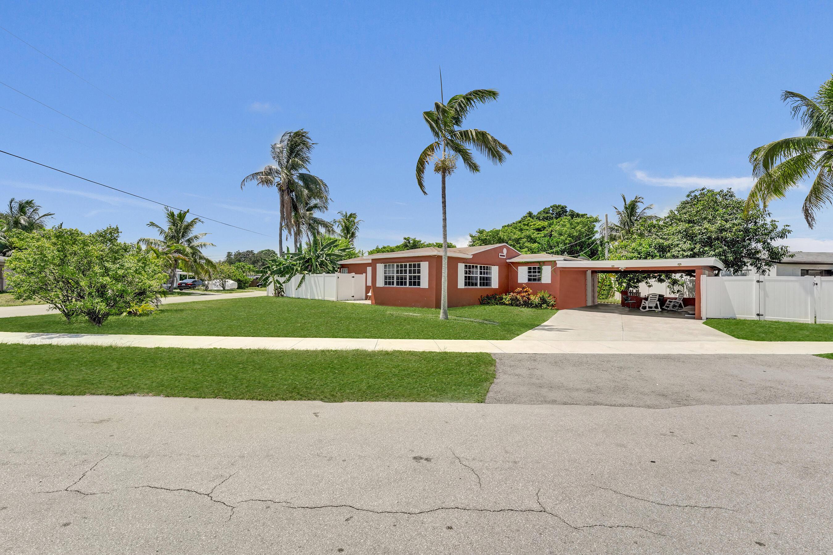 1302 S 23RD Avenue, Hollywood, FL 33020, Hollywood