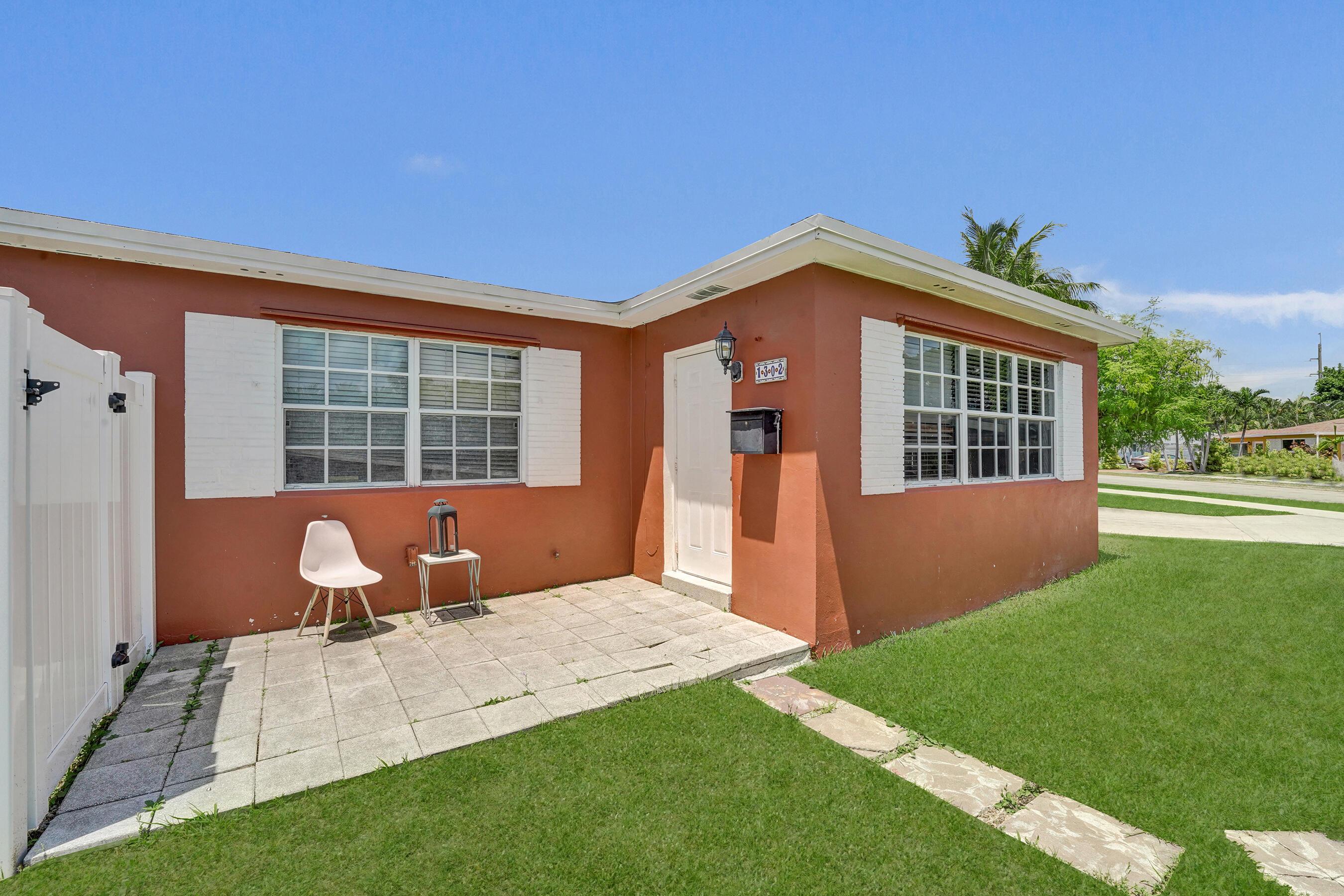 1302 S 23RD Avenue, Hollywood, FL 33020, Hollywood - Photo 4