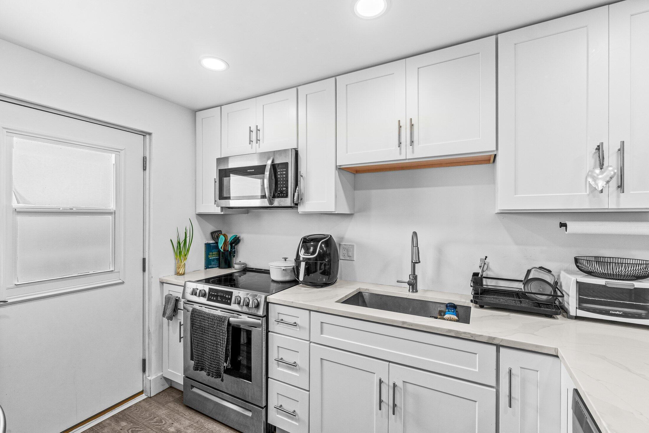 5961 NW 2ND Avenue PH-E, Boca Raton, FL 33487, Boca Raton - Photo 5
