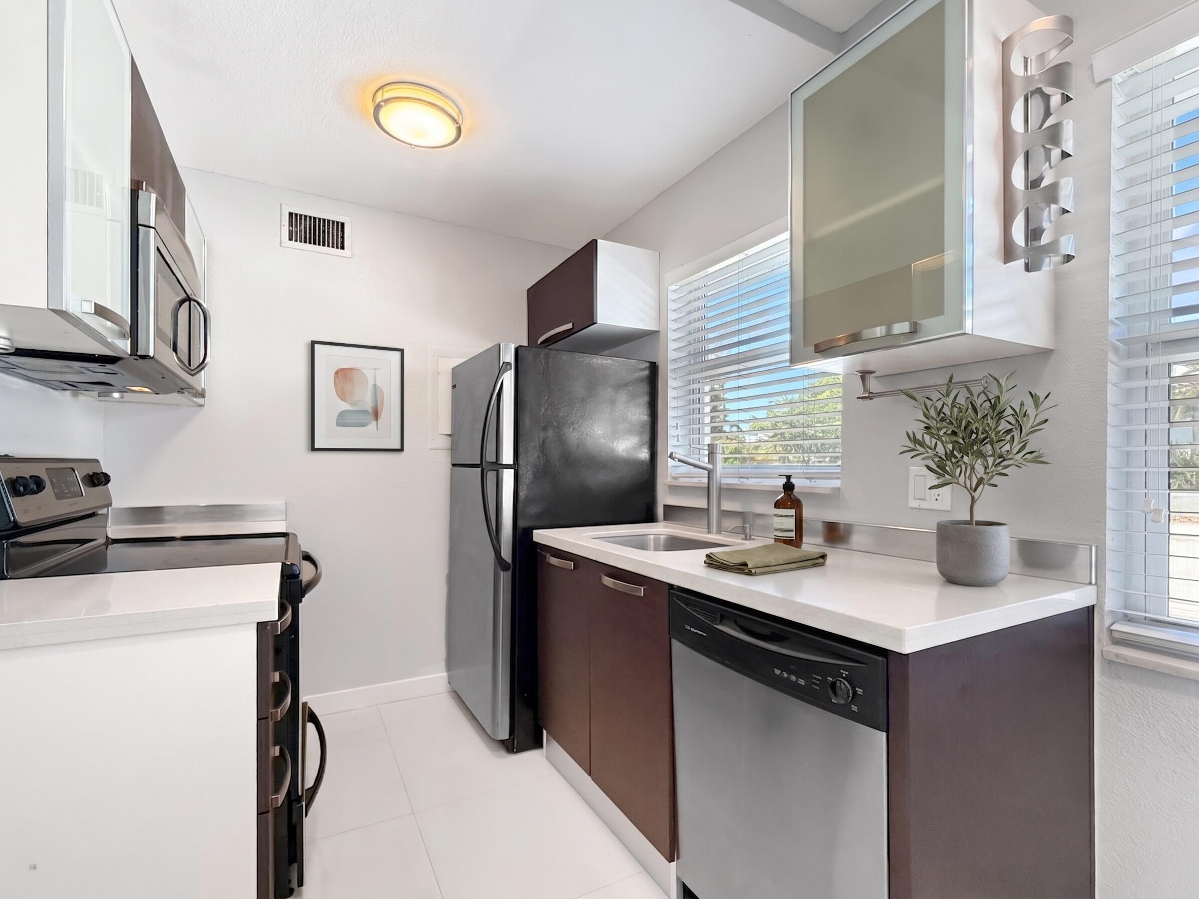 416 NE 15th Avenue 12, Fort Lauderdale, FL 33301, Fort Lauderdale - Photo 2