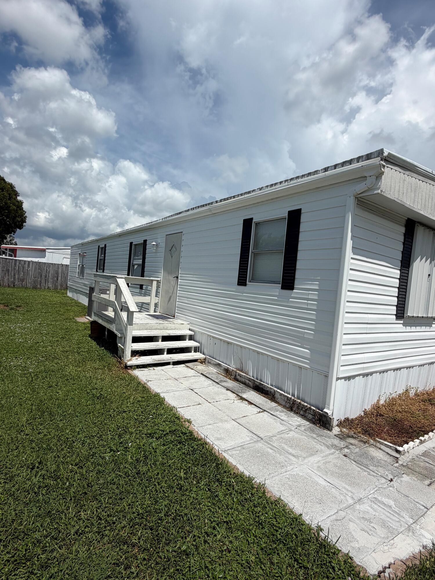 5251 SW 22ND Avenue, Dania Beach, FL 33312, Dania Beach - Photo 2