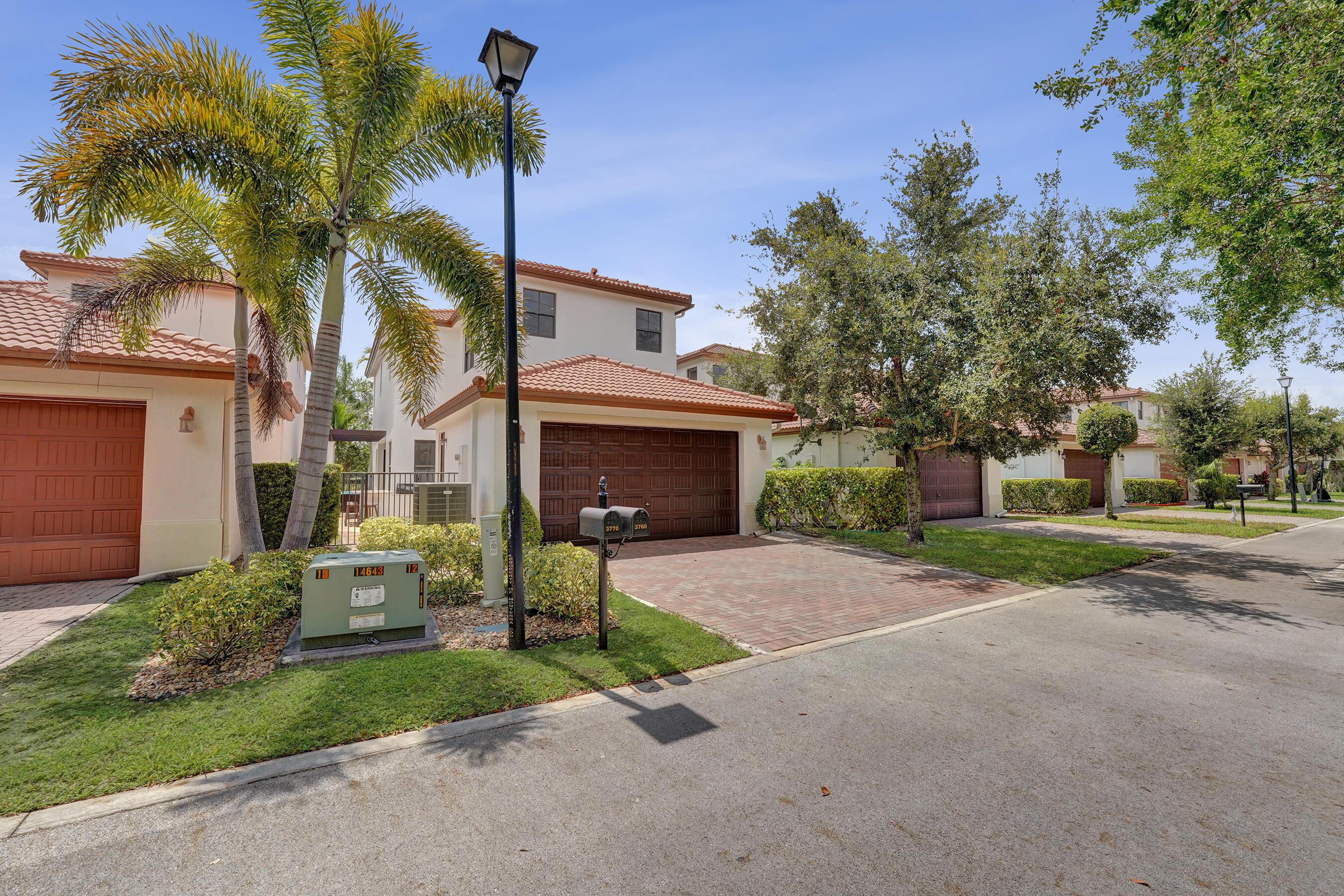 3760 NW 84TH Way, Cooper City, FL 33024, Cooper City - Photo 2
