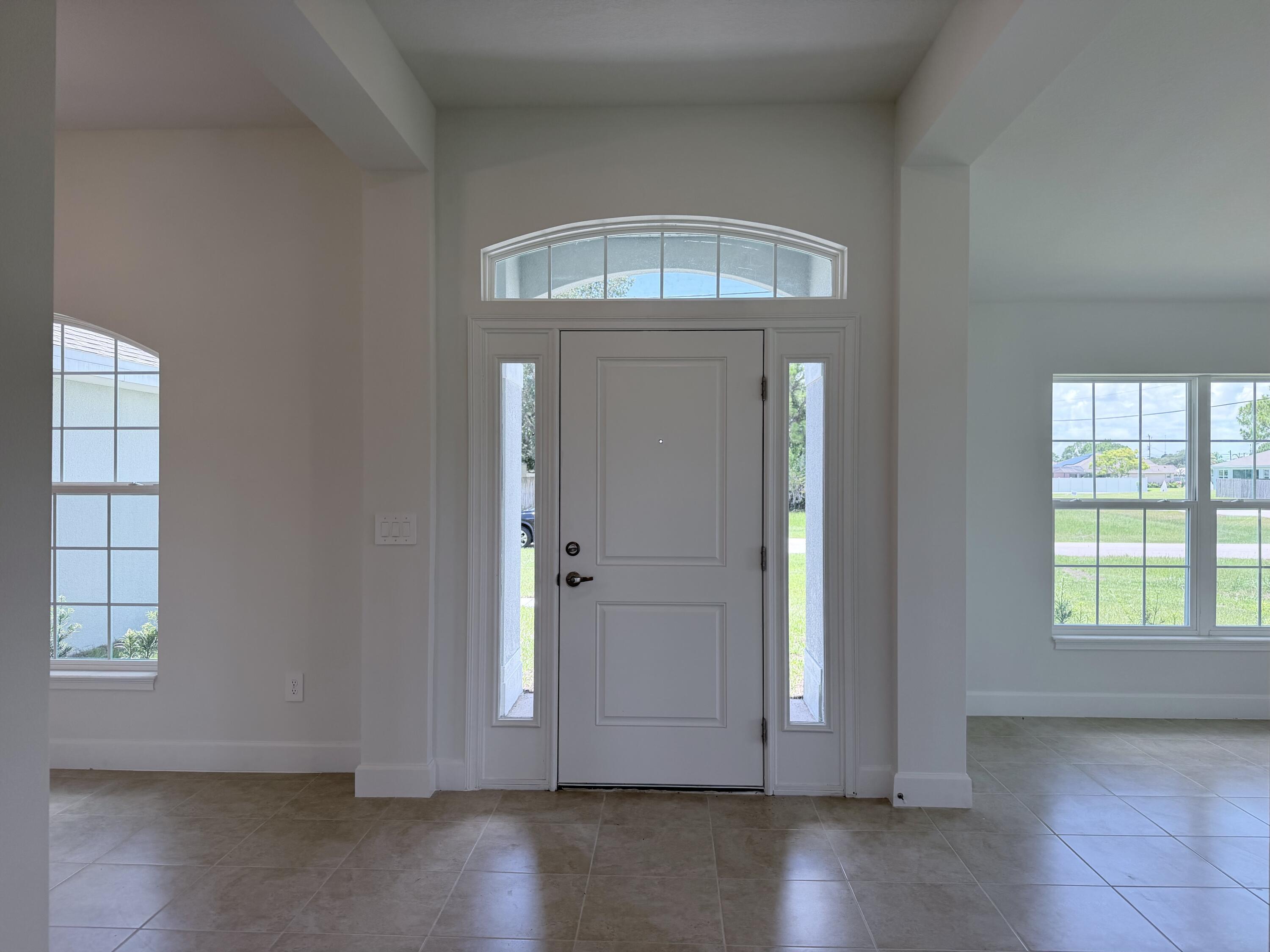 5801 NW Dana Circle, Port St. Lucie, FL 34986, Port St. Lucie - Photo 3
