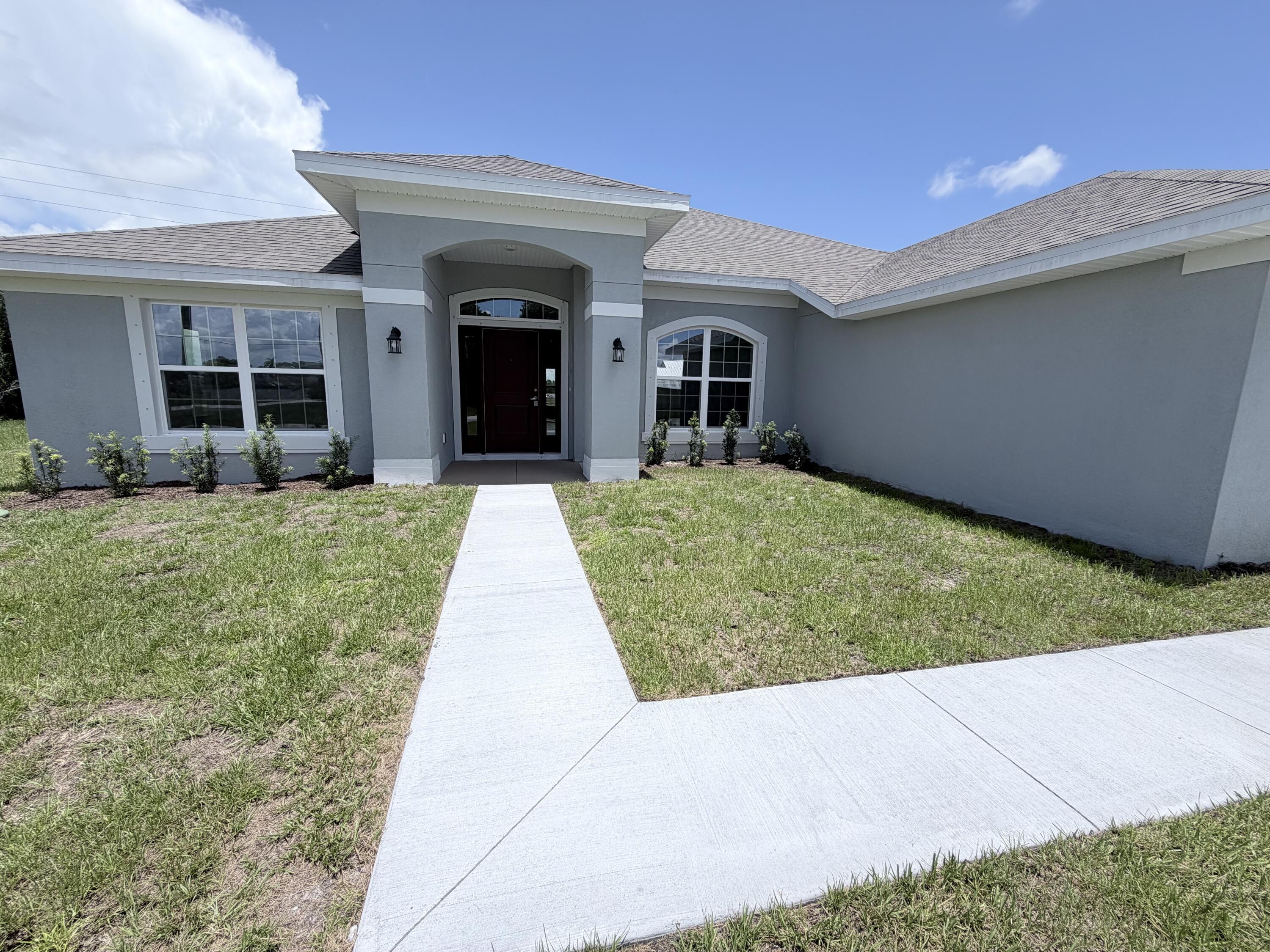 5801 NW Dana Circle, Port St. Lucie, FL 34986, Port St. Lucie - Photo 2