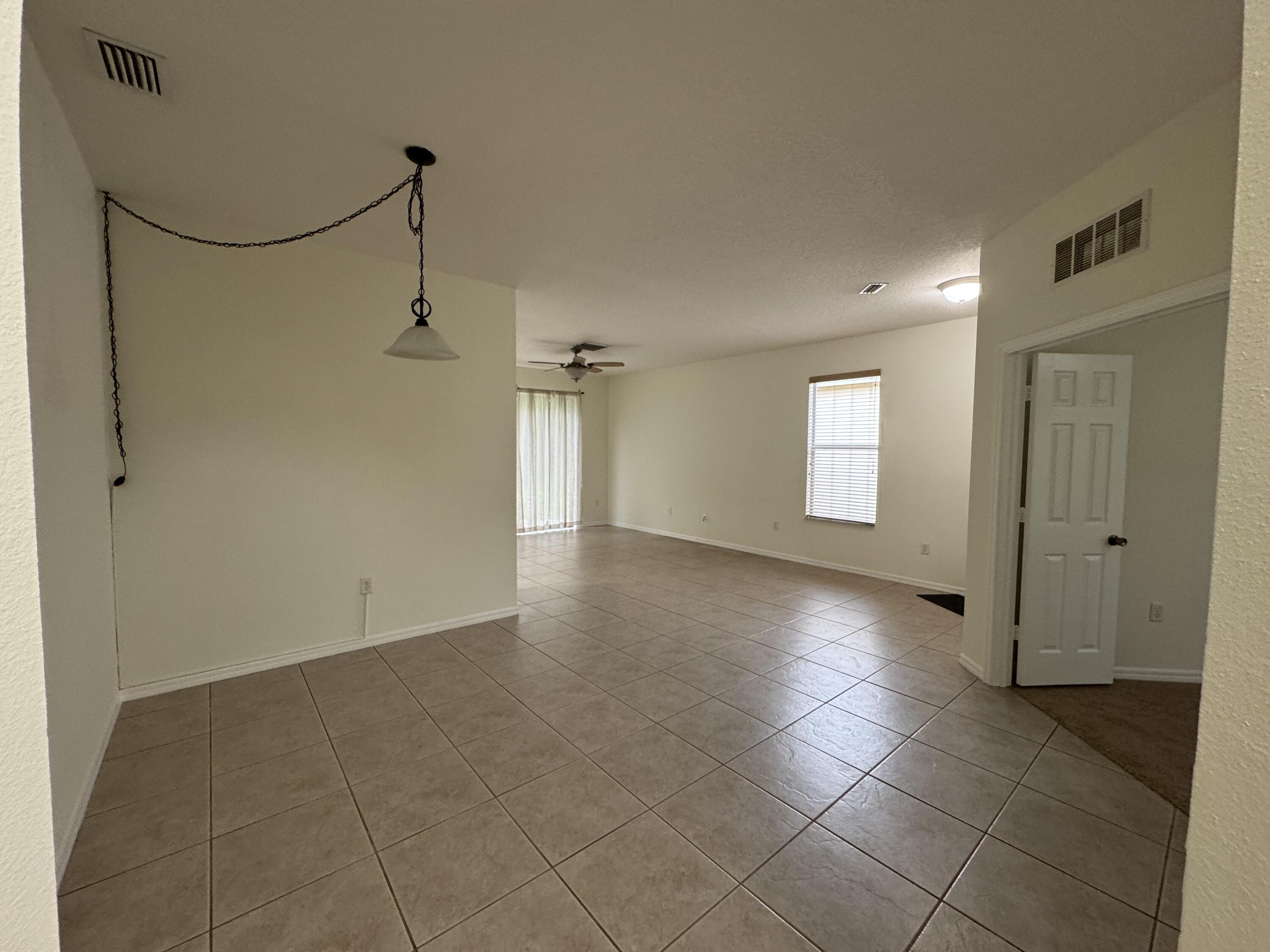 601 SW INDIAN KEY Drive, Port St. Lucie, FL 34986, Port St. Lucie - Photo 5