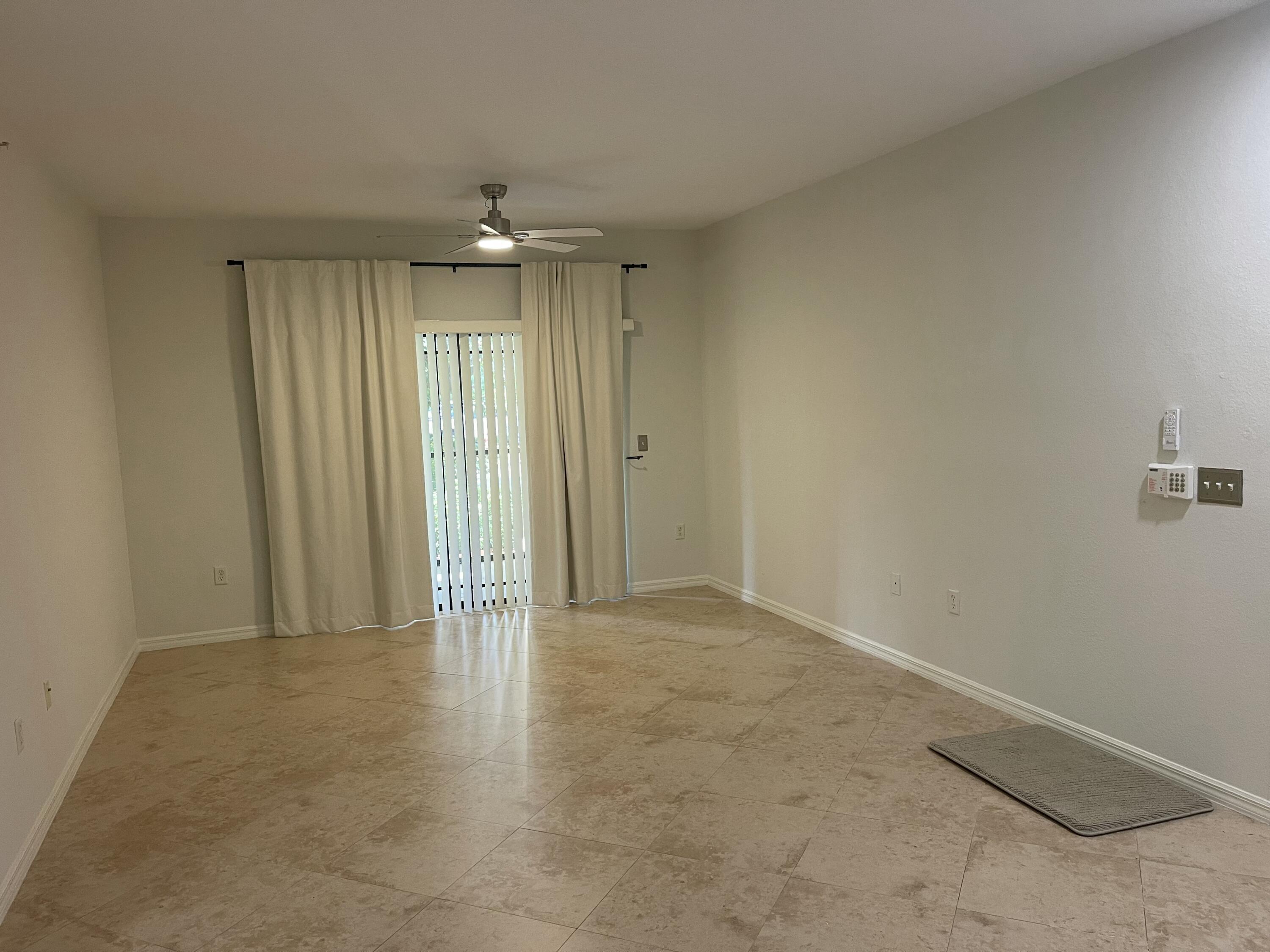 2729 Anzio Court 102, Palm Beach Gardens, FL 33410, Palm Beach Gardens - Photo 5