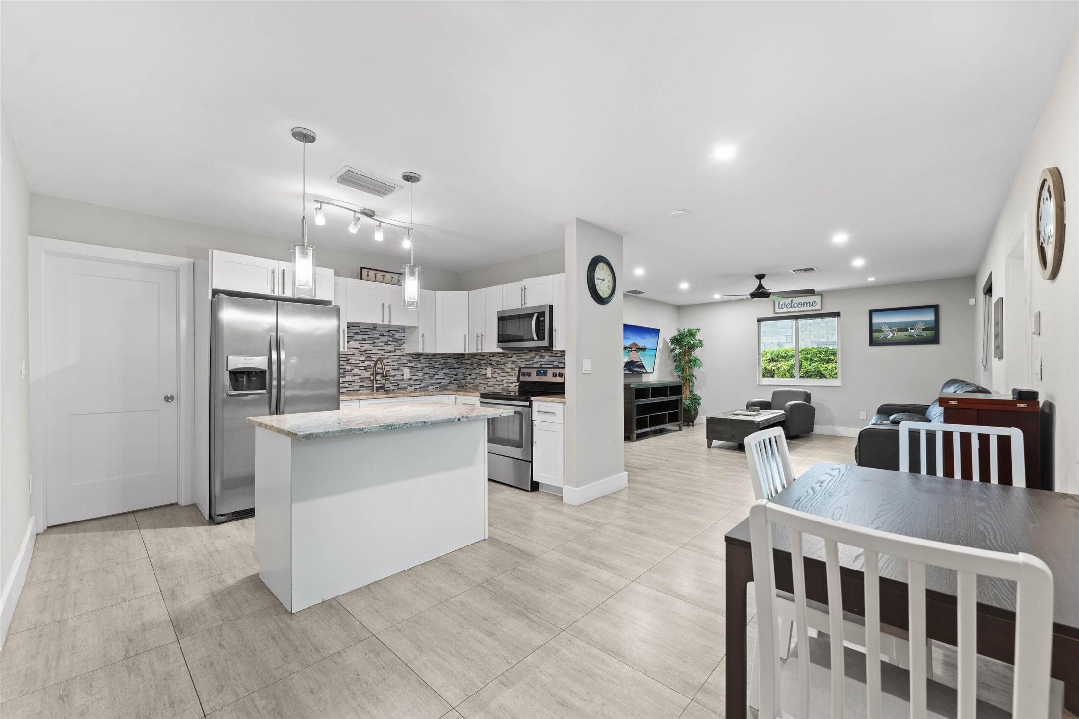 1633 SW 30th Avenue, Fort Lauderdale, FL 33312, Fort Lauderdale - Photo 5